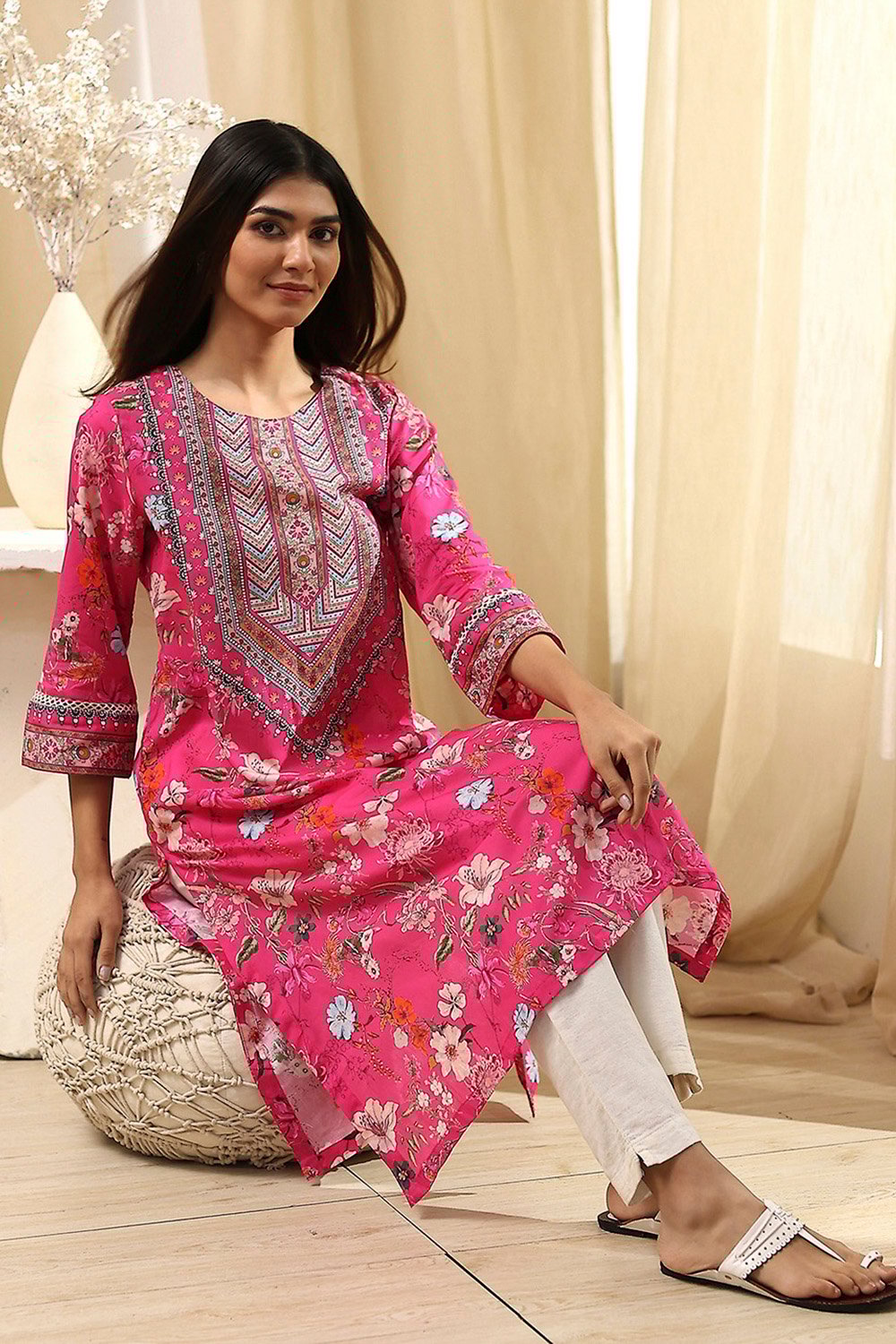 Pink Pure Cotton Floral Straight Kurta image number 1