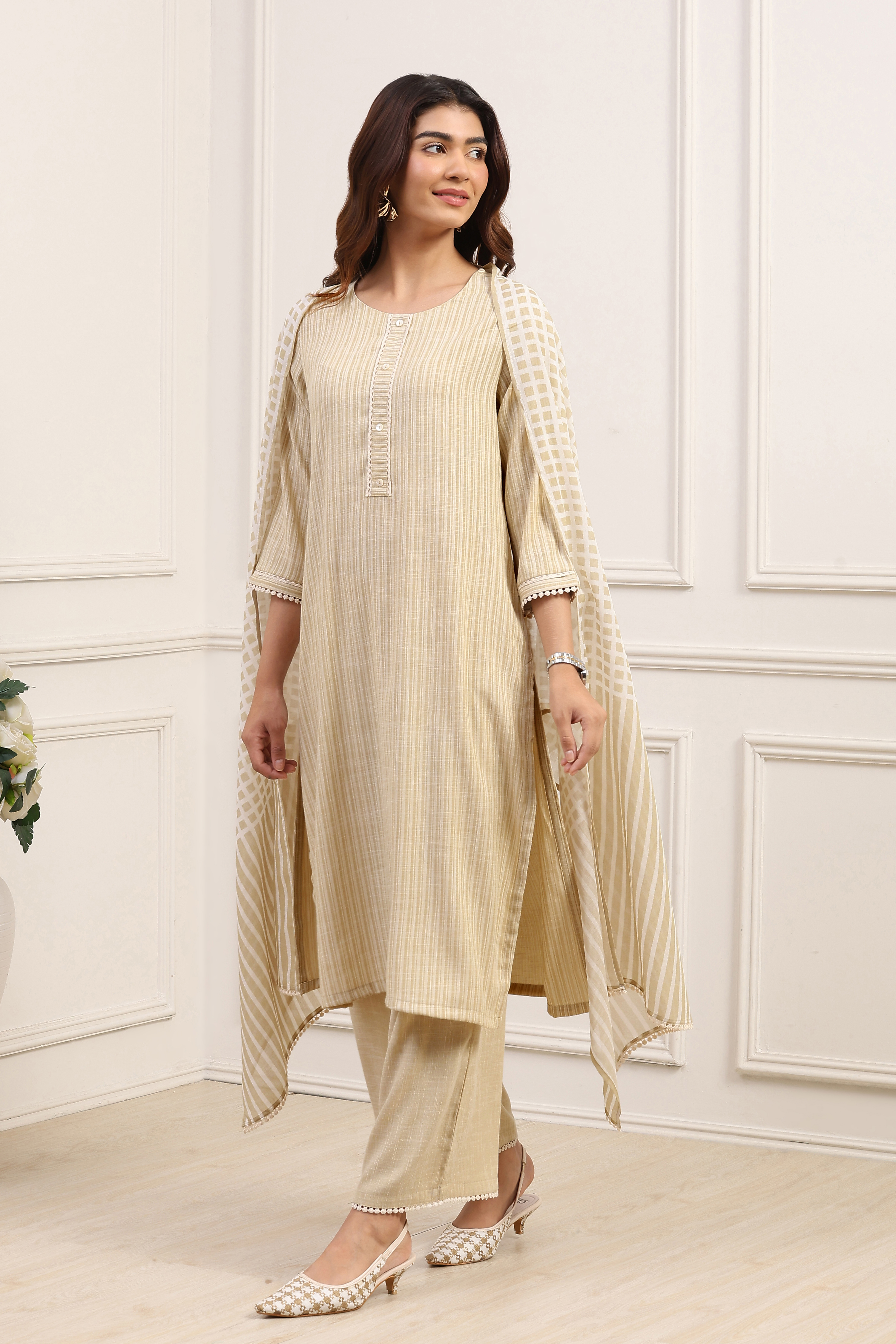 Pale-Yellow Voile Straight Kurta Palazzo Suit Set image number 3