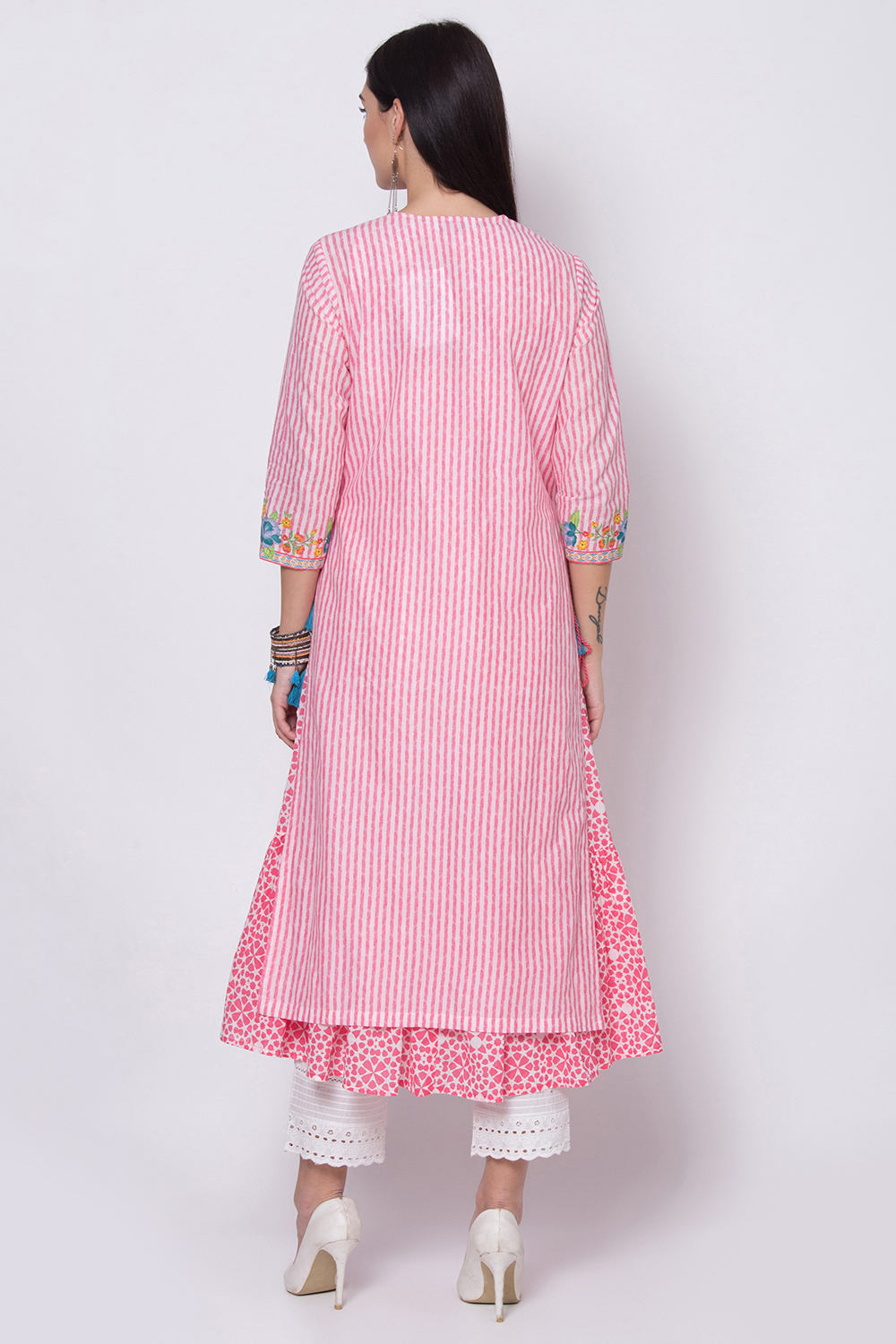 Pink Cotton Flared Printed Kurta image number 5