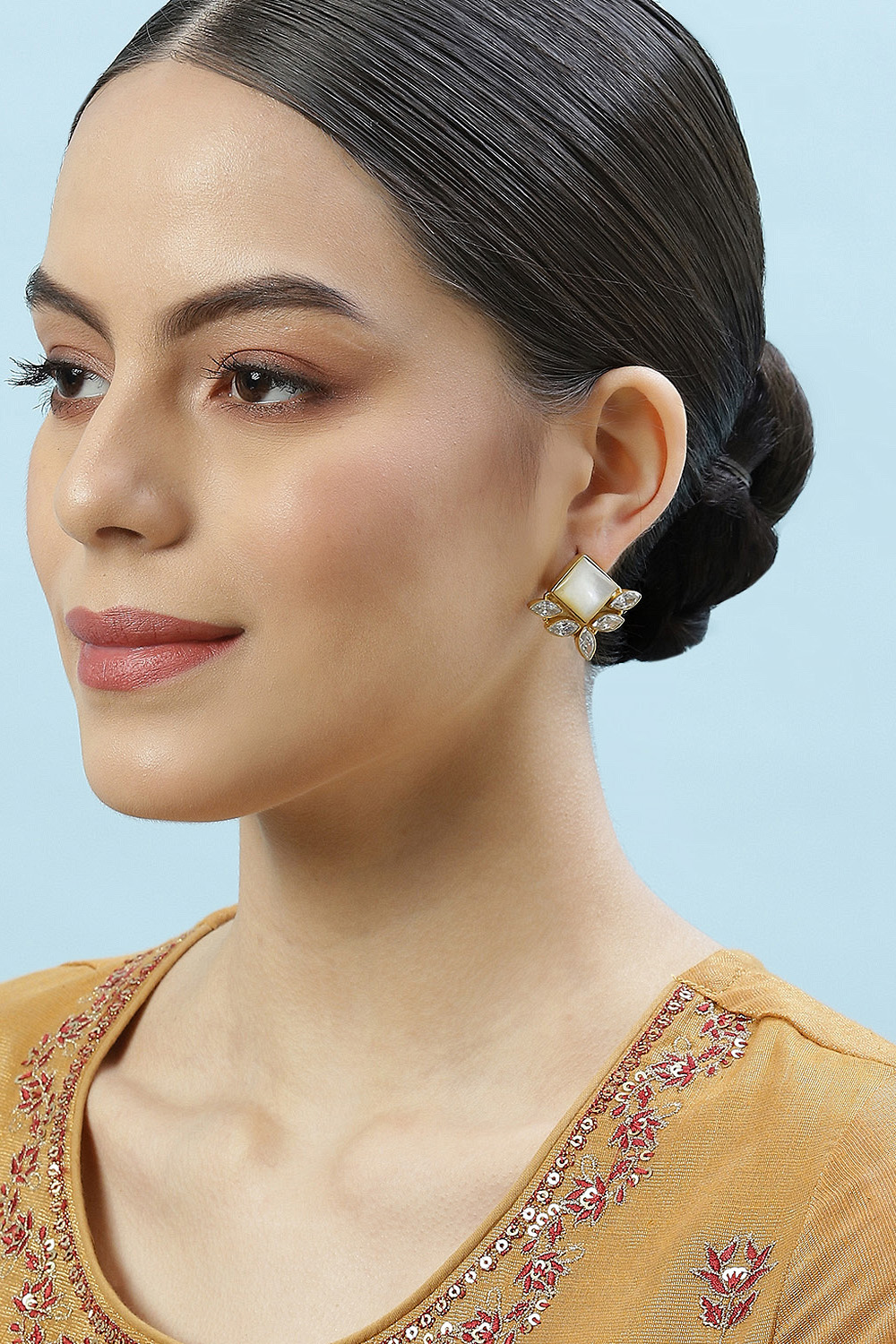 White Brass Earrings image number 3