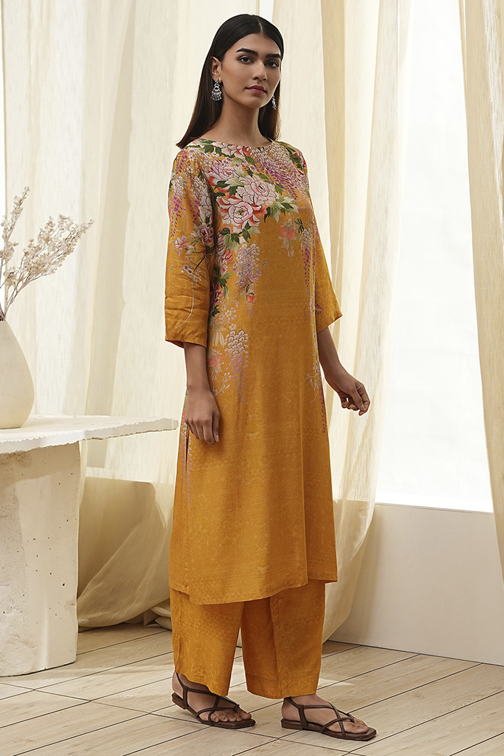 Mustard Yellow Floral Straight Kurta Set image number 5