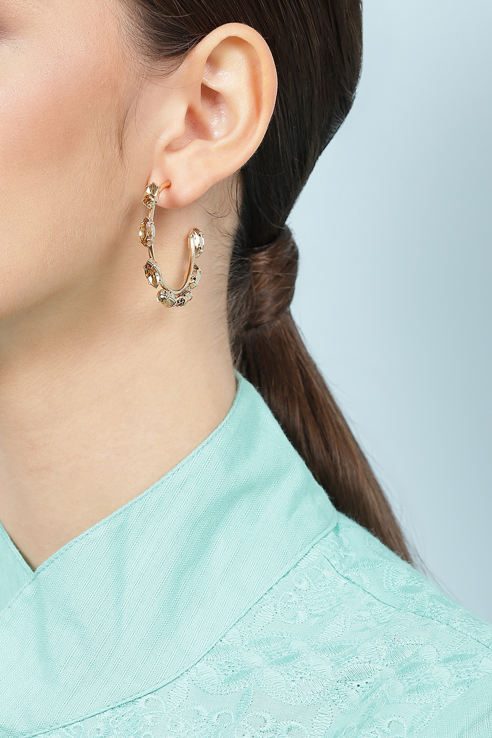 Nude Earrings image number 1