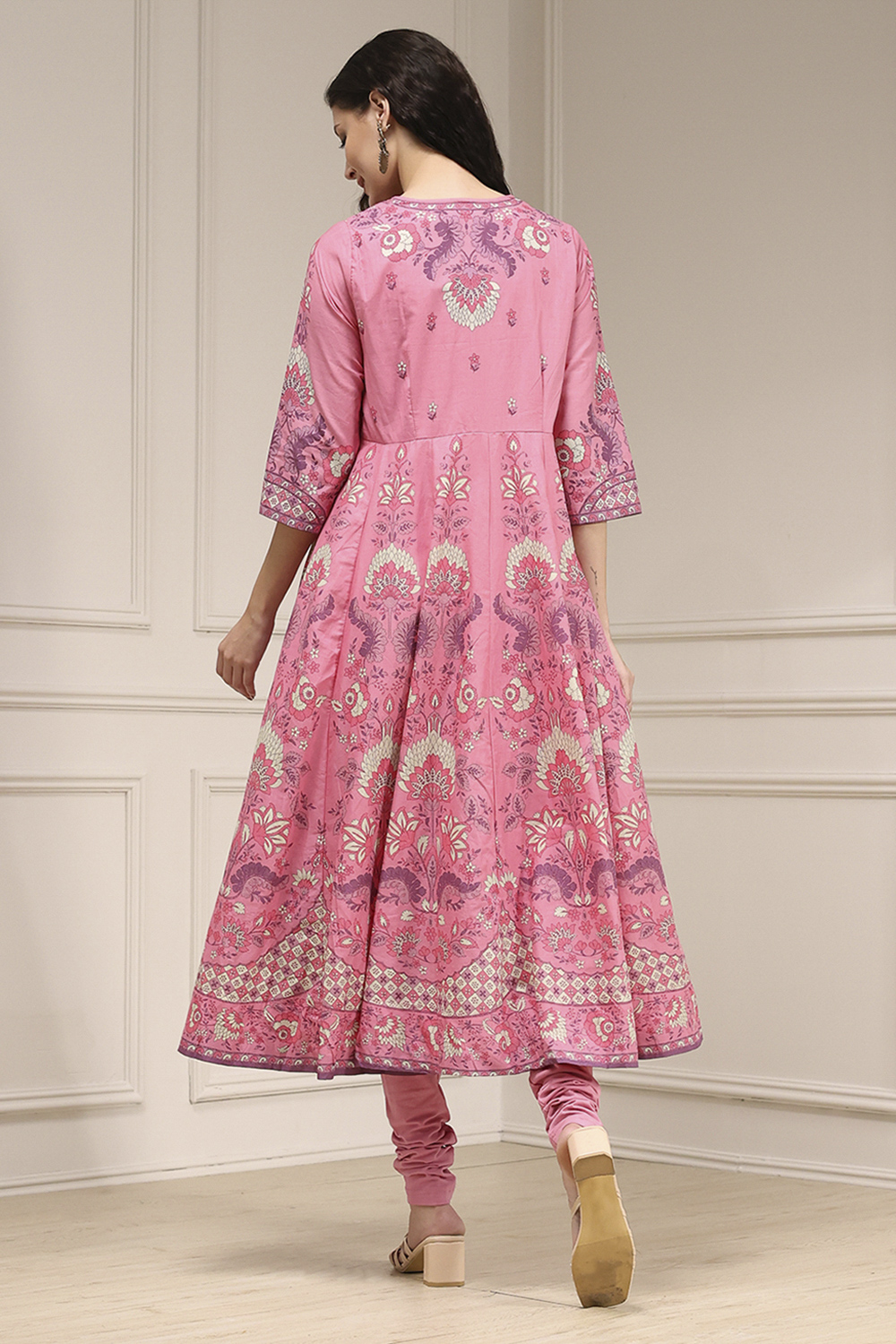 Light Pink Cotton Printed Anarkali Suit Set image number 4