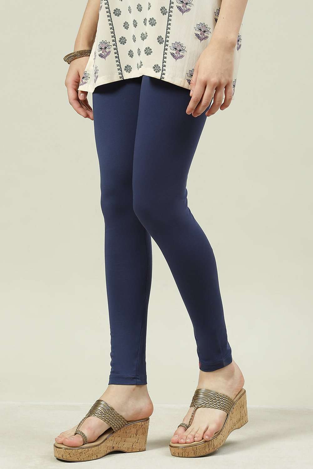 Navy Cotton Blend Solid Leggings image number 0