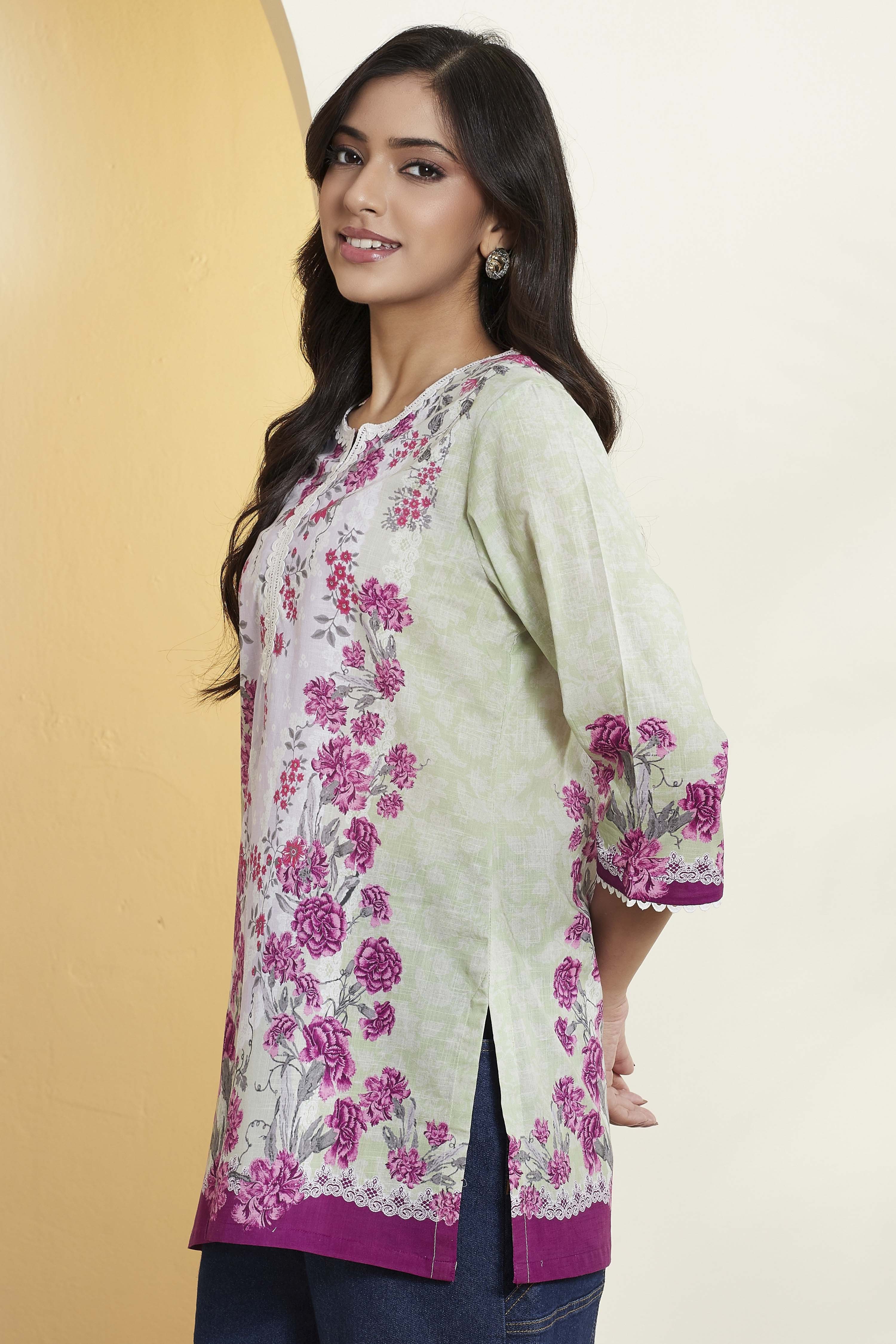 Sage Green Cotton Floral Printed Straight Kurti image number 3