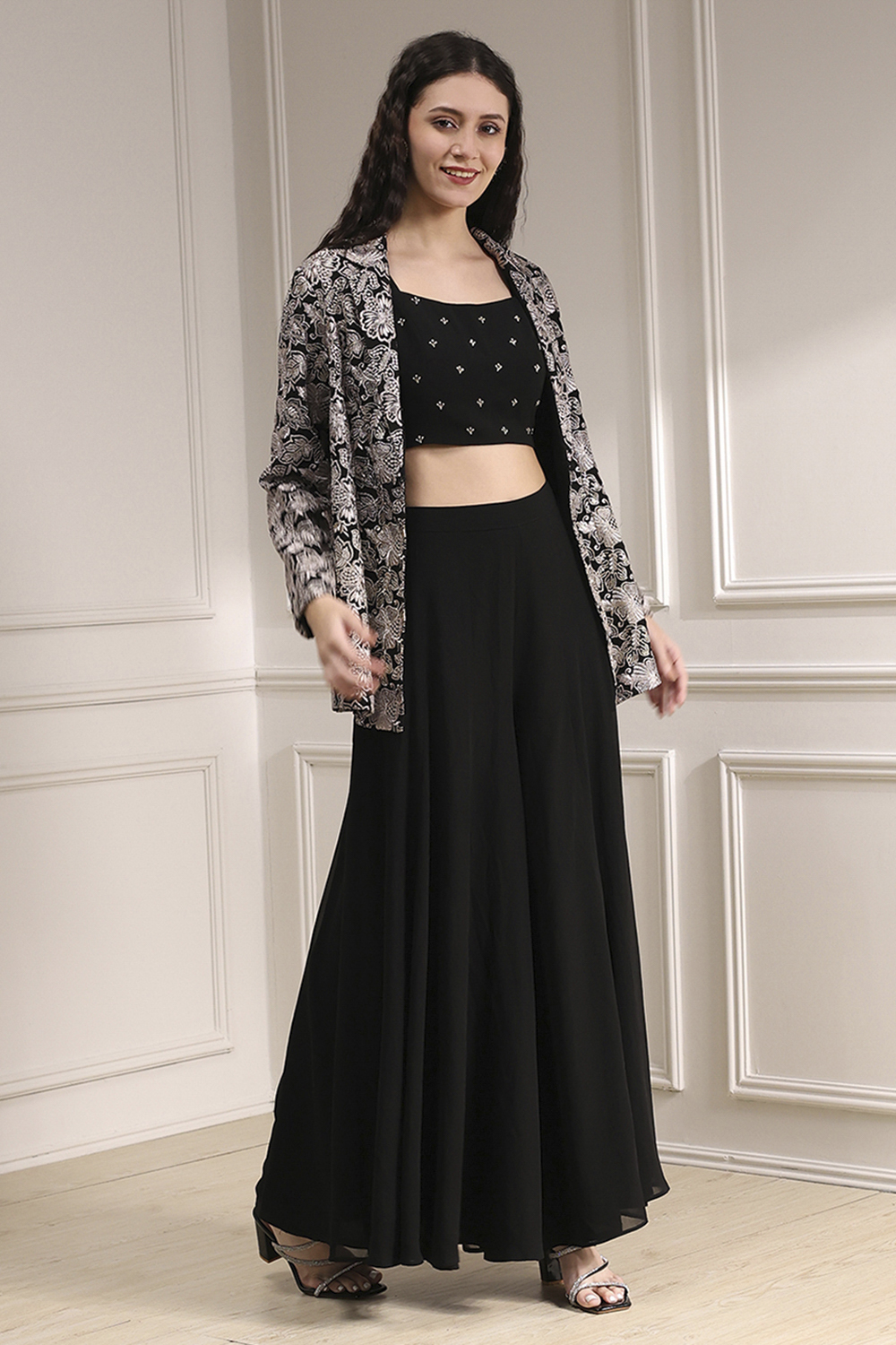 Black Polyester Fitted Embroidered Fusion Set image number 5