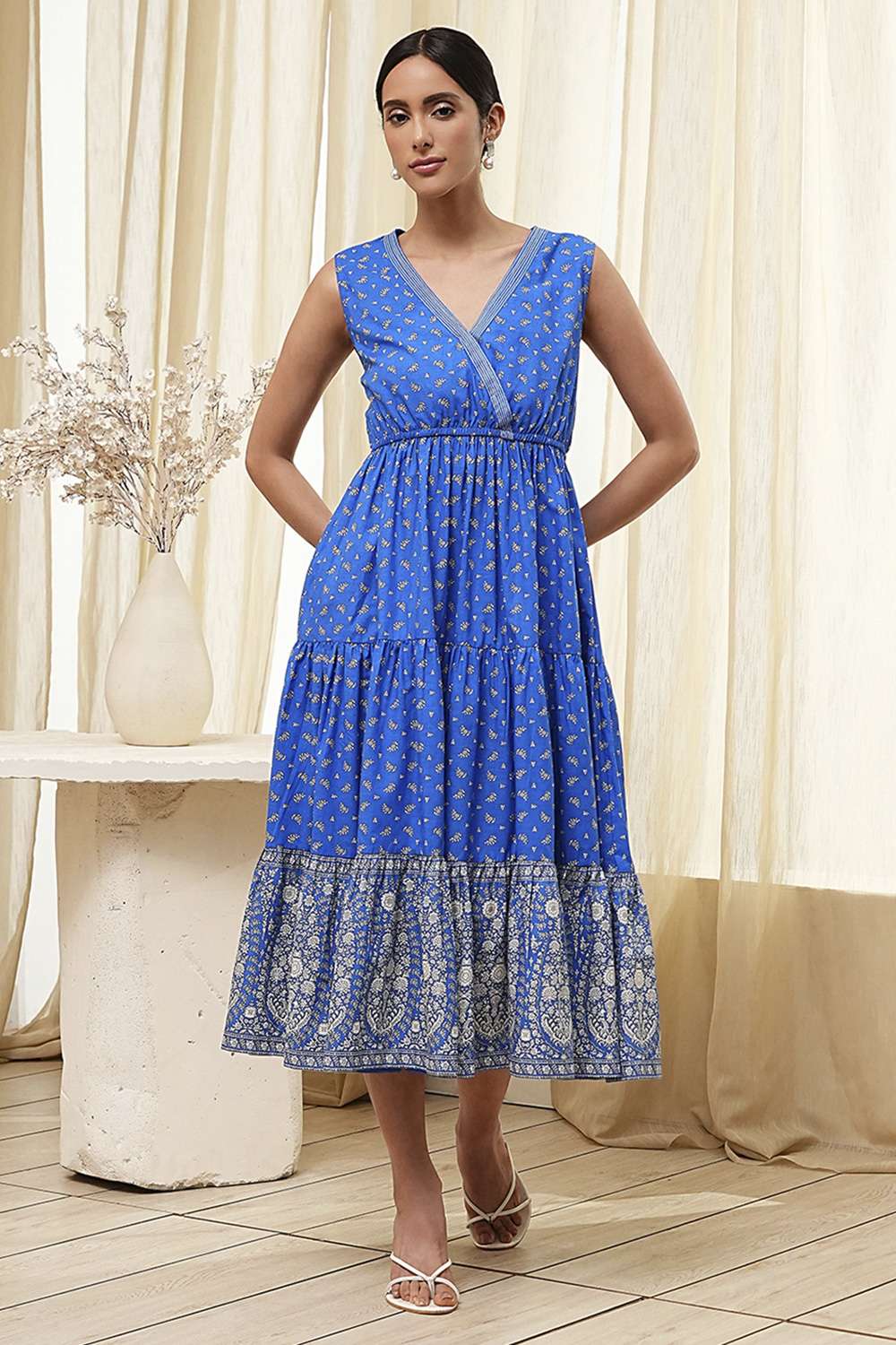 Blue Cotton Printed Tiered Dress image number 5