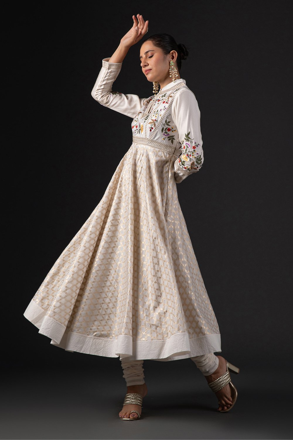 Rohit Bal Off White Cotton Silk Anarkali Embroidered Suit Set image number 9
