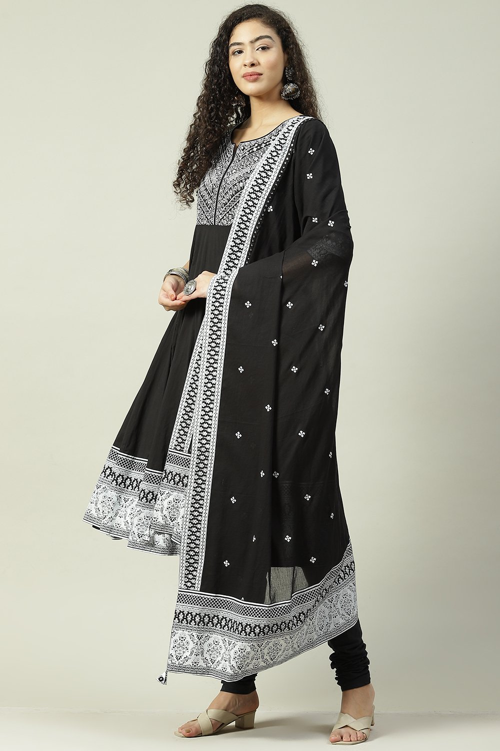 Black Cotton Anarkali Kurta Churidar Suit Set image number 5