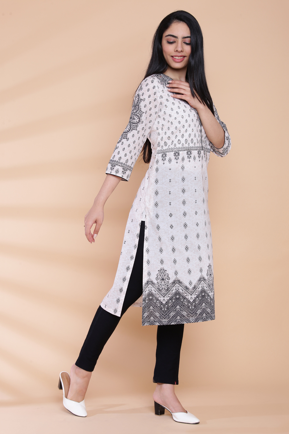 Natural Cotton Straight Printed Kurta image number 4