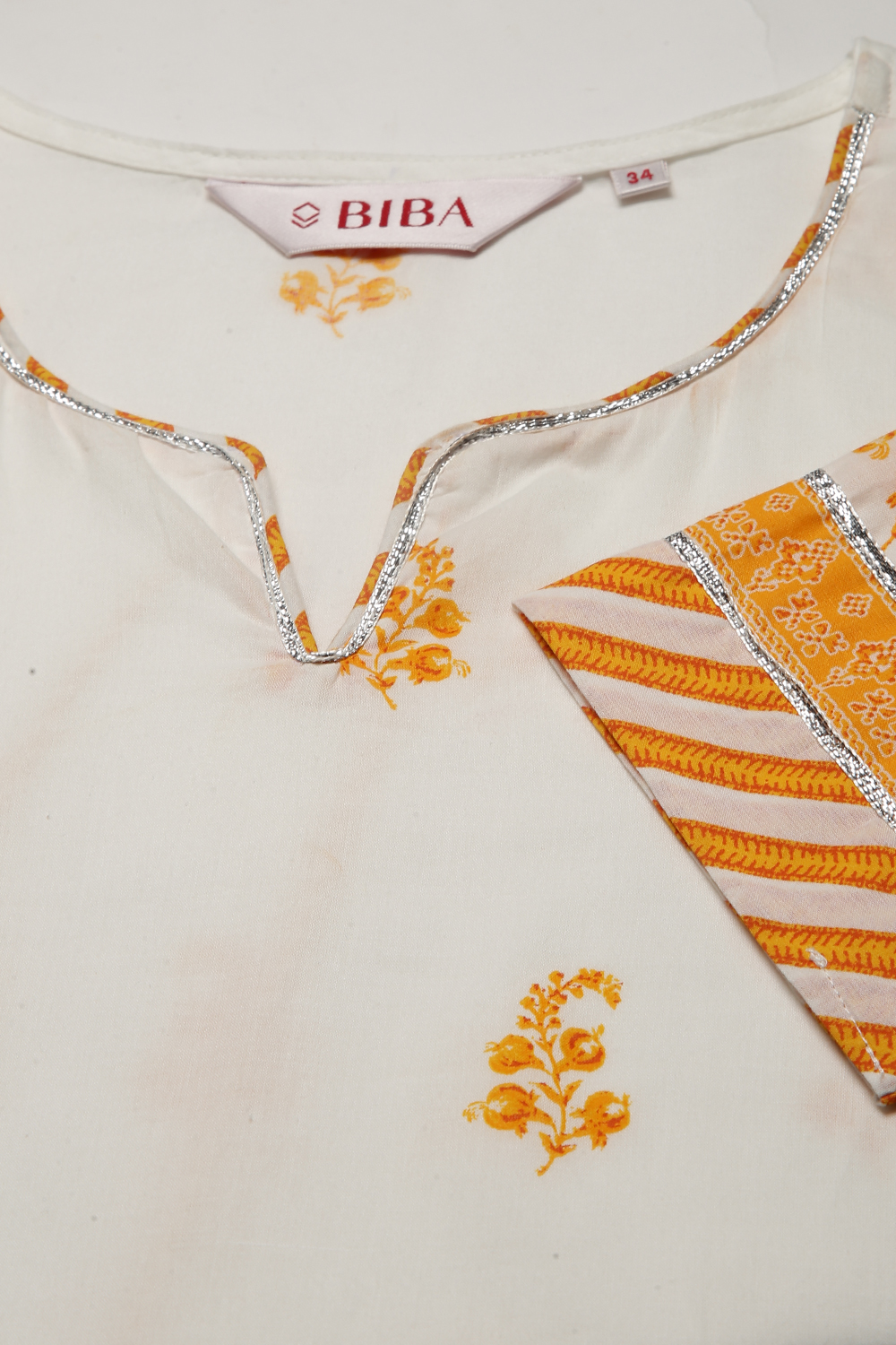 White And Coral Cotton A-Line Printed Kurta image number 1