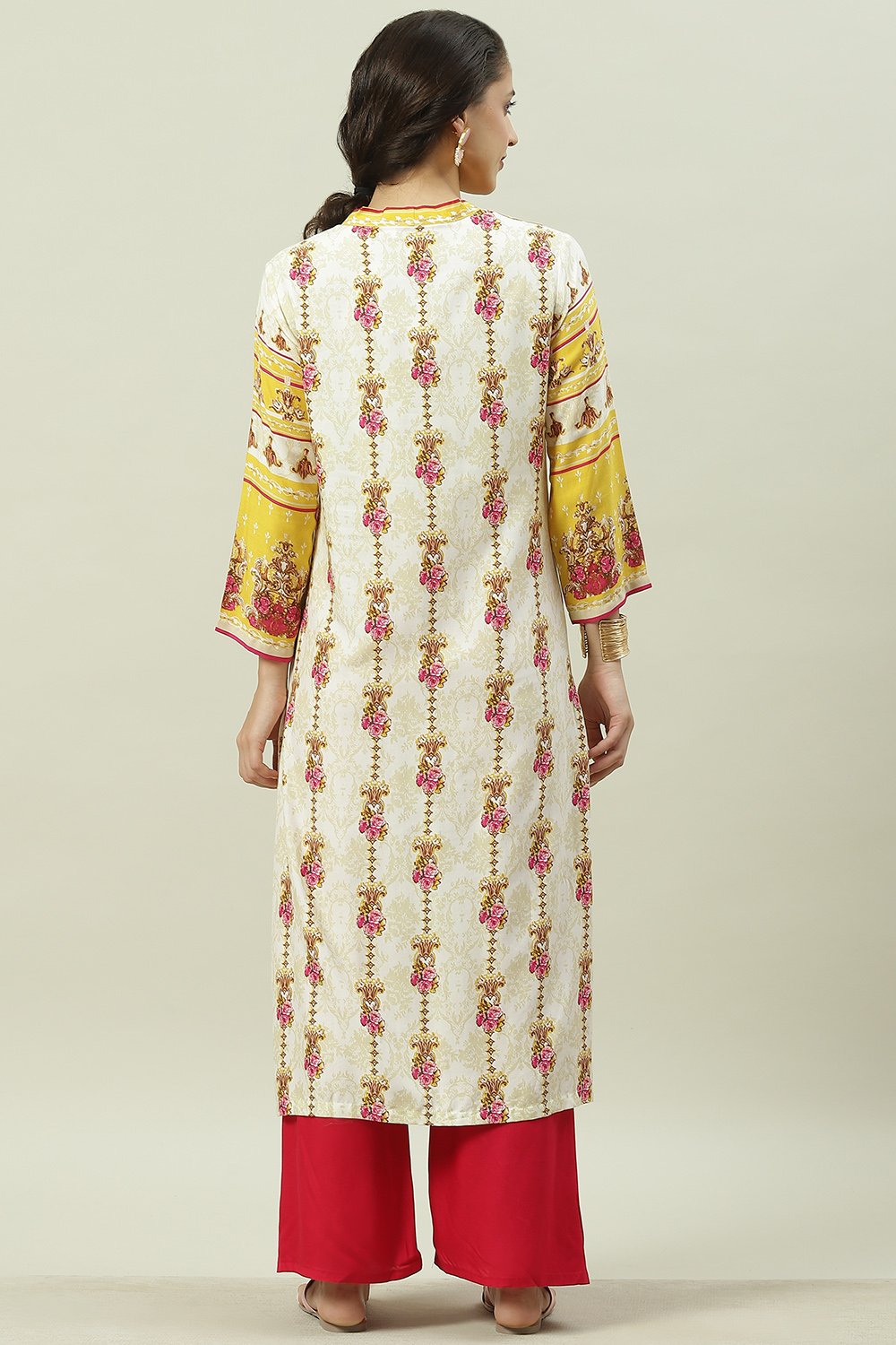 Yellow Rayon Straight Printed Kurta image number 4