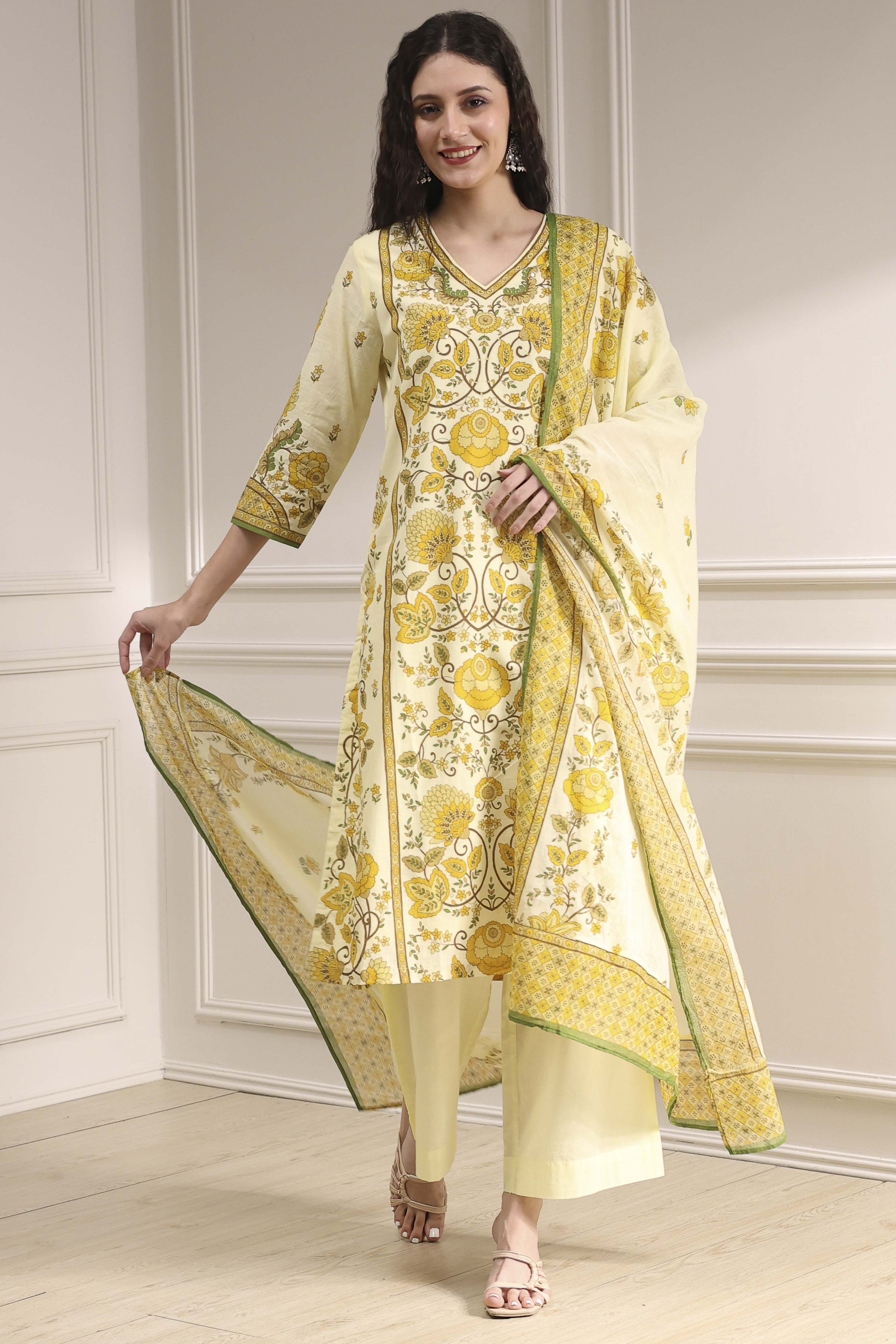 Cream-Colored Cotton Printed Straight Suit Set image number 6