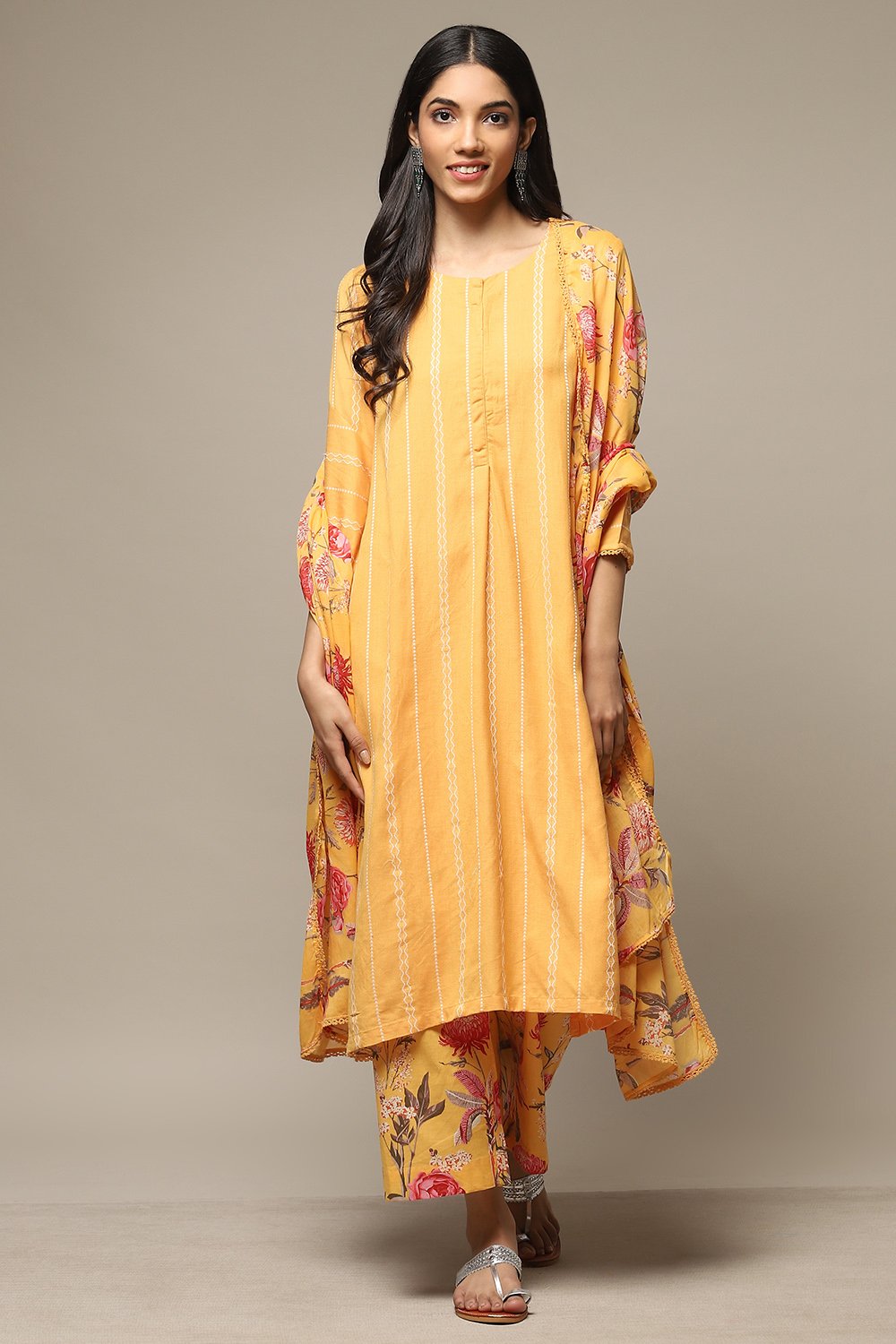 Mango Rayon Straight Kurta Palazzo Suit Set image number 7