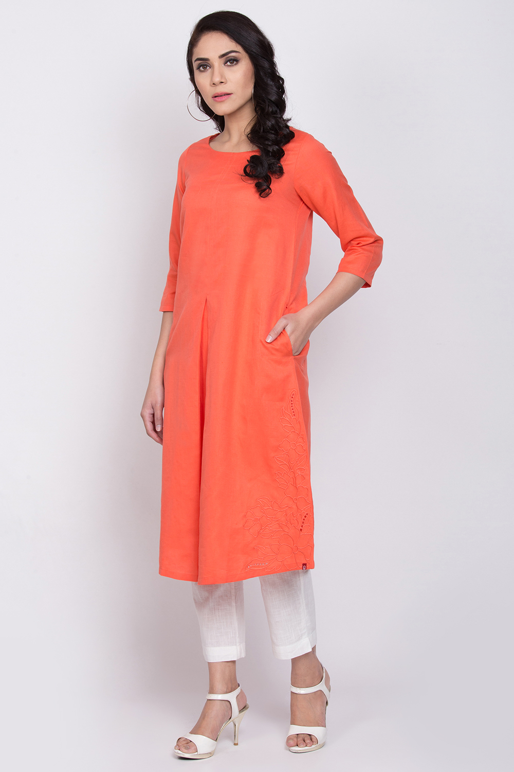 Coral Cotton Linen A-Line Yarndyed Kurta image number 3