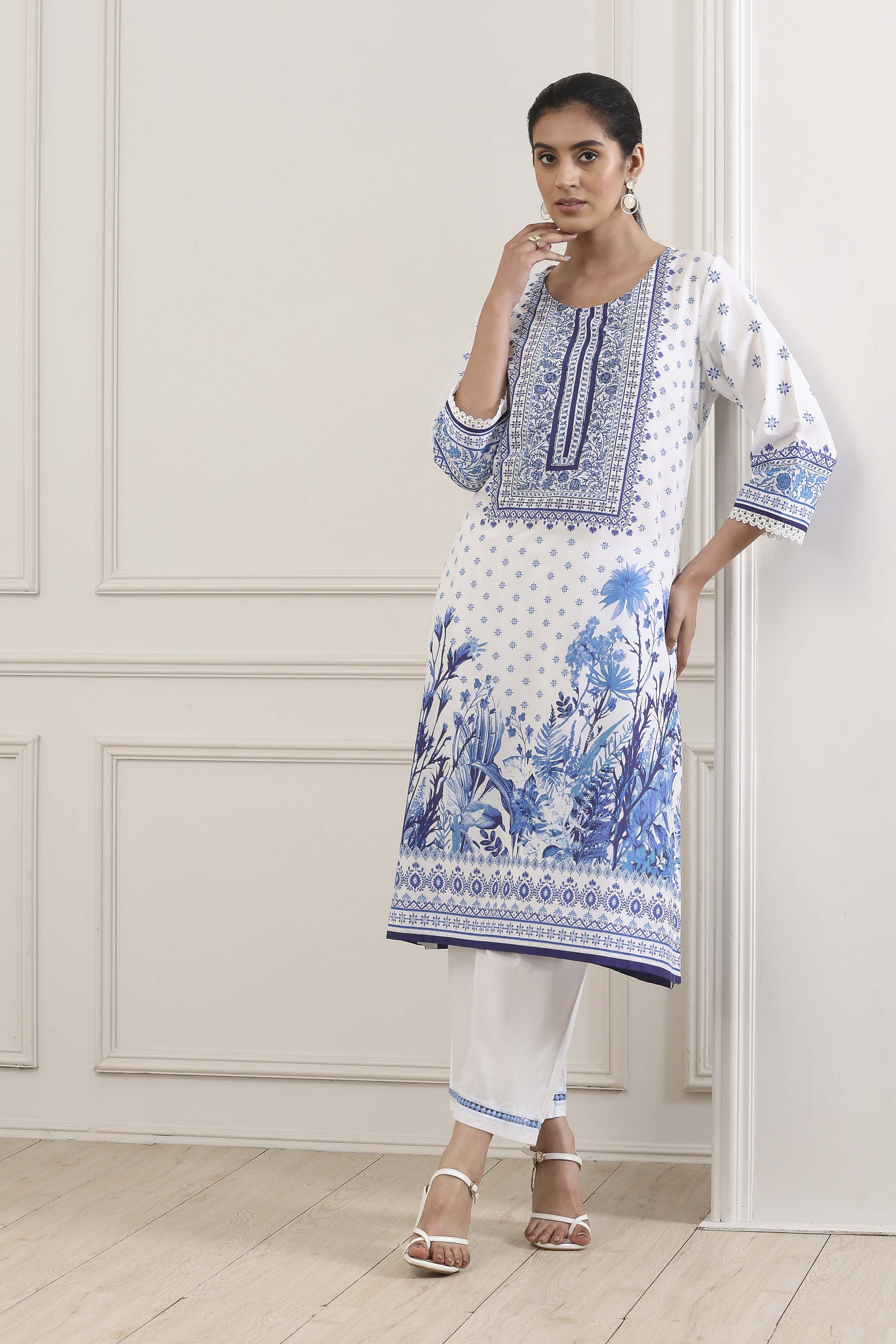 Blue Cotton Ethnic Motifs Printed Straight Kurta image number 0