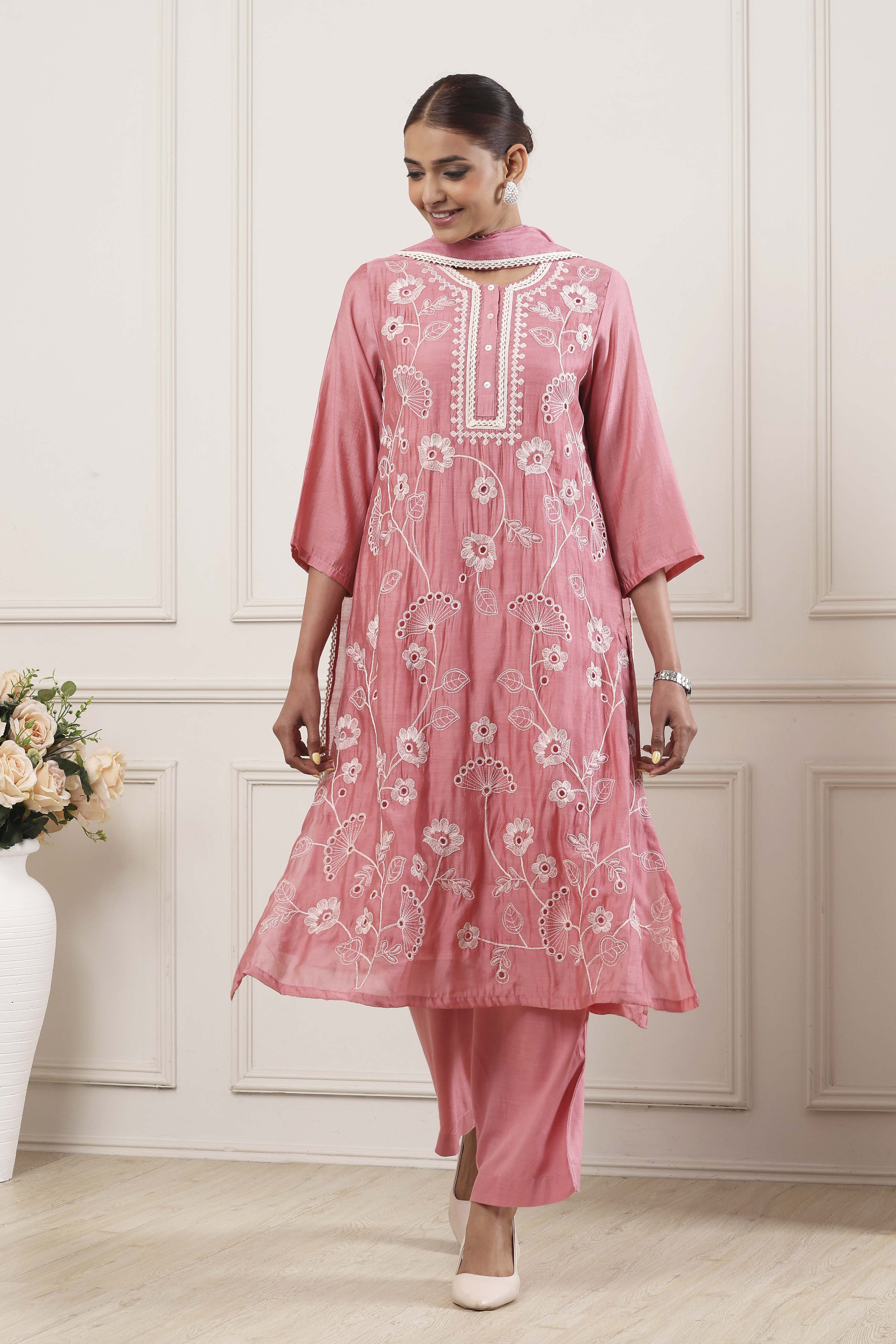 Yellow Viscose Blend Straight Suit Set image number 6