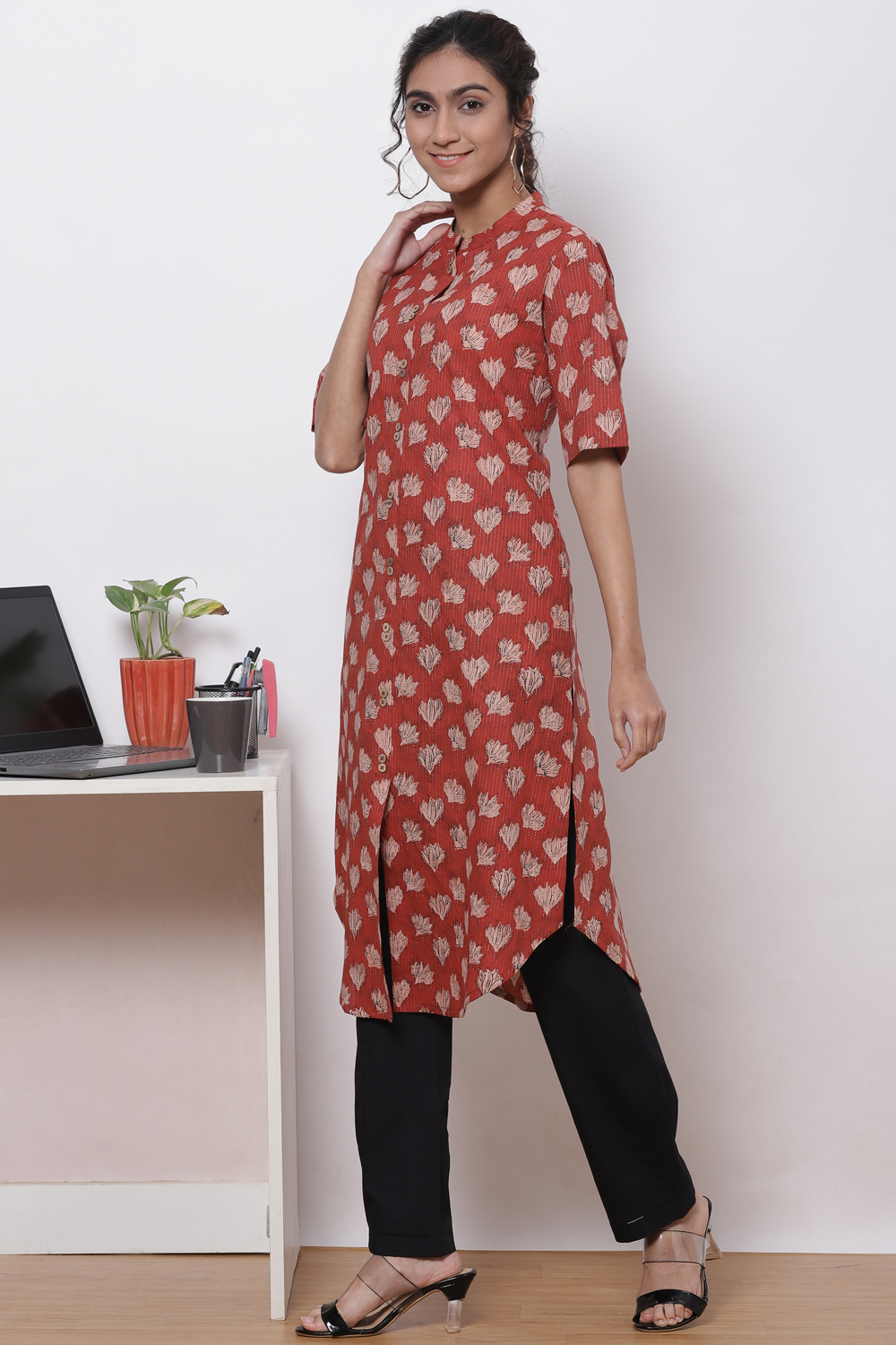 Terracotta Cotton Straight Kurta image number 2