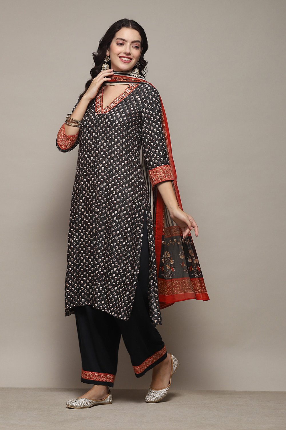 Charcoal LIVA Straight Kurta Palazzo Suit Set image number 4