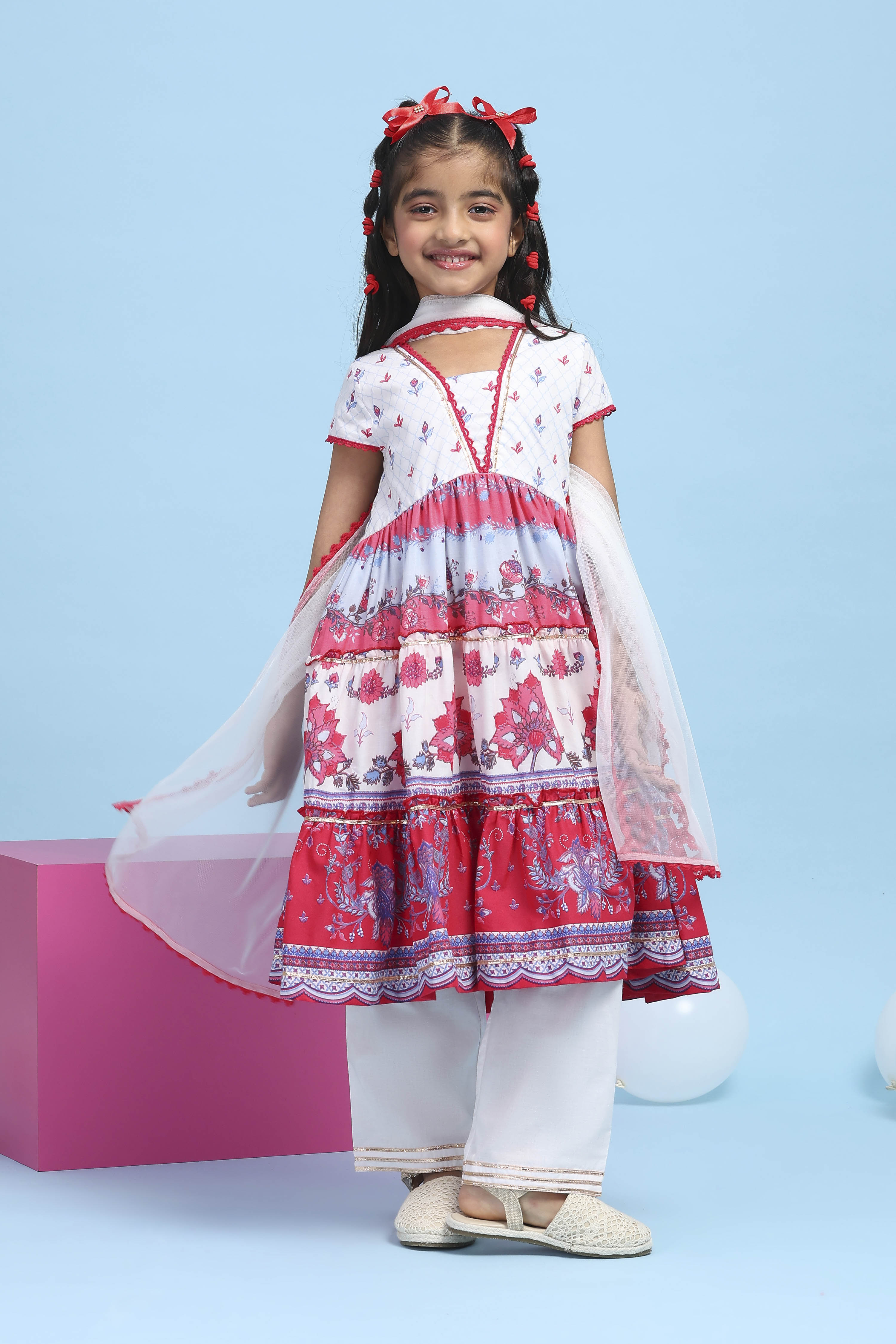 White Cotton Printed Tiered Suit Set image number 6