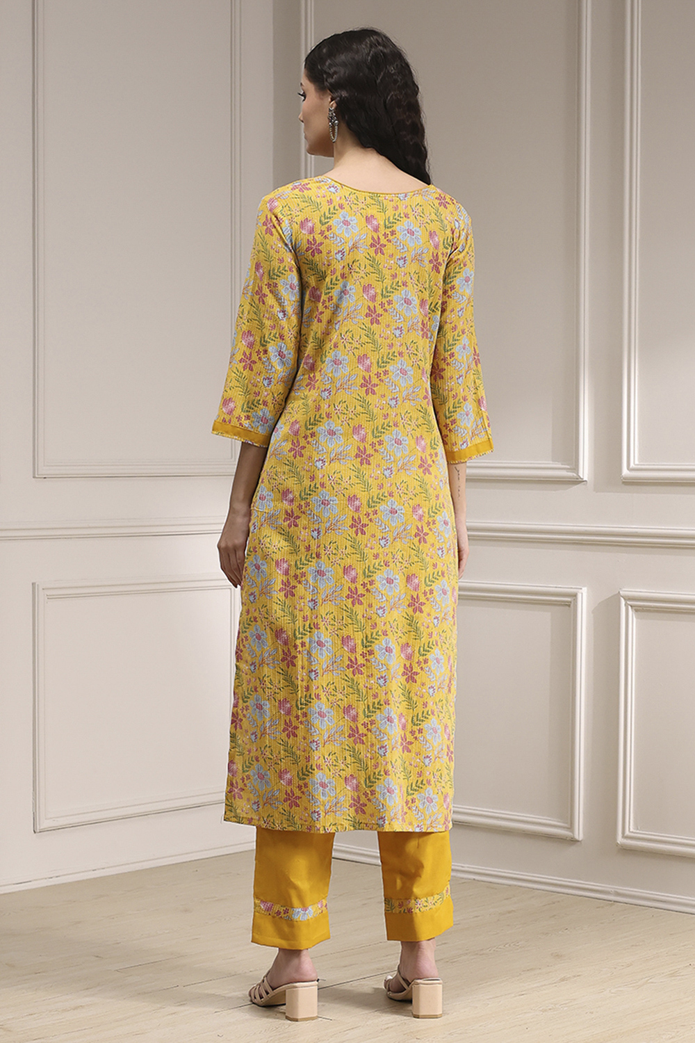 Turquoise Chanderi Handloom Unstitched Suit Set image number 5