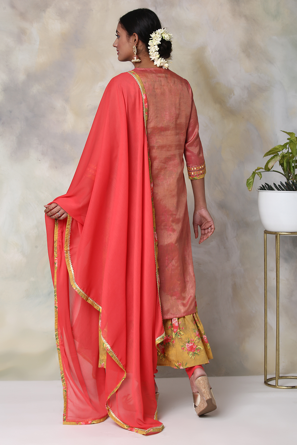 Pink Metallic Cotton Double Layered  Kurta Churidar Suit Set image number 9