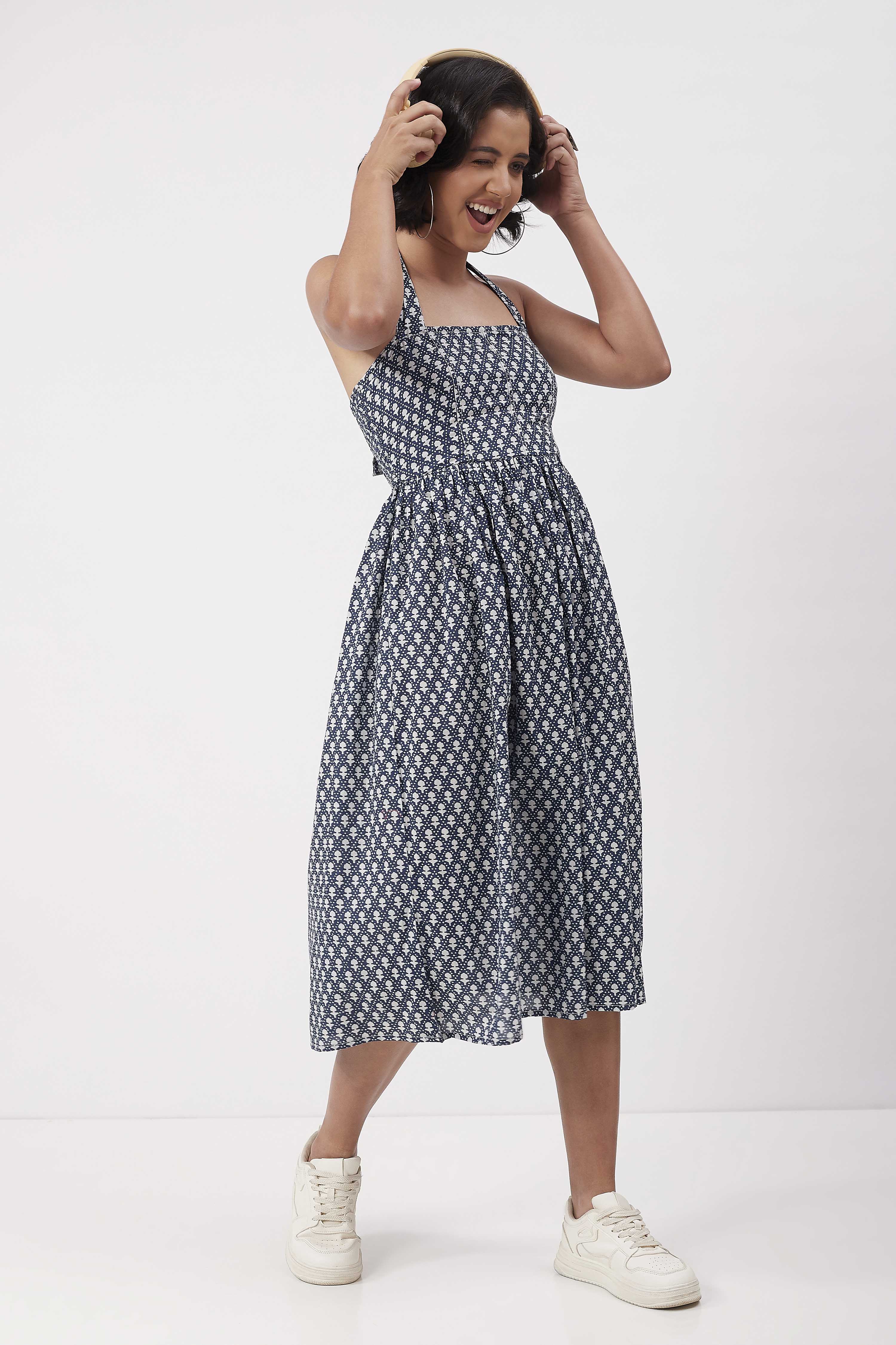 Indigo Cotton Printed Straight Dress image number 3