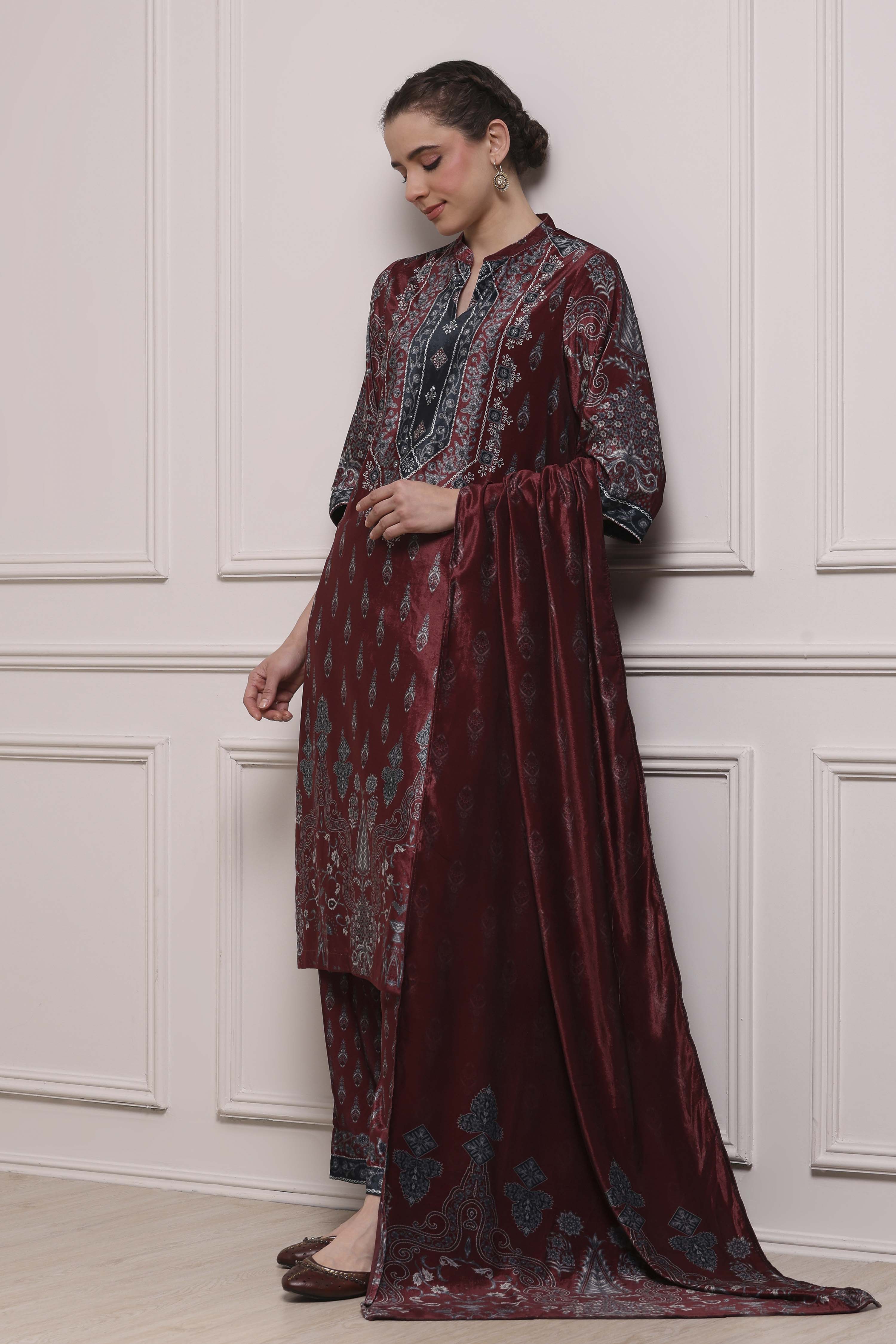 Rust Polyester Straight Printed Suit Set image number 0