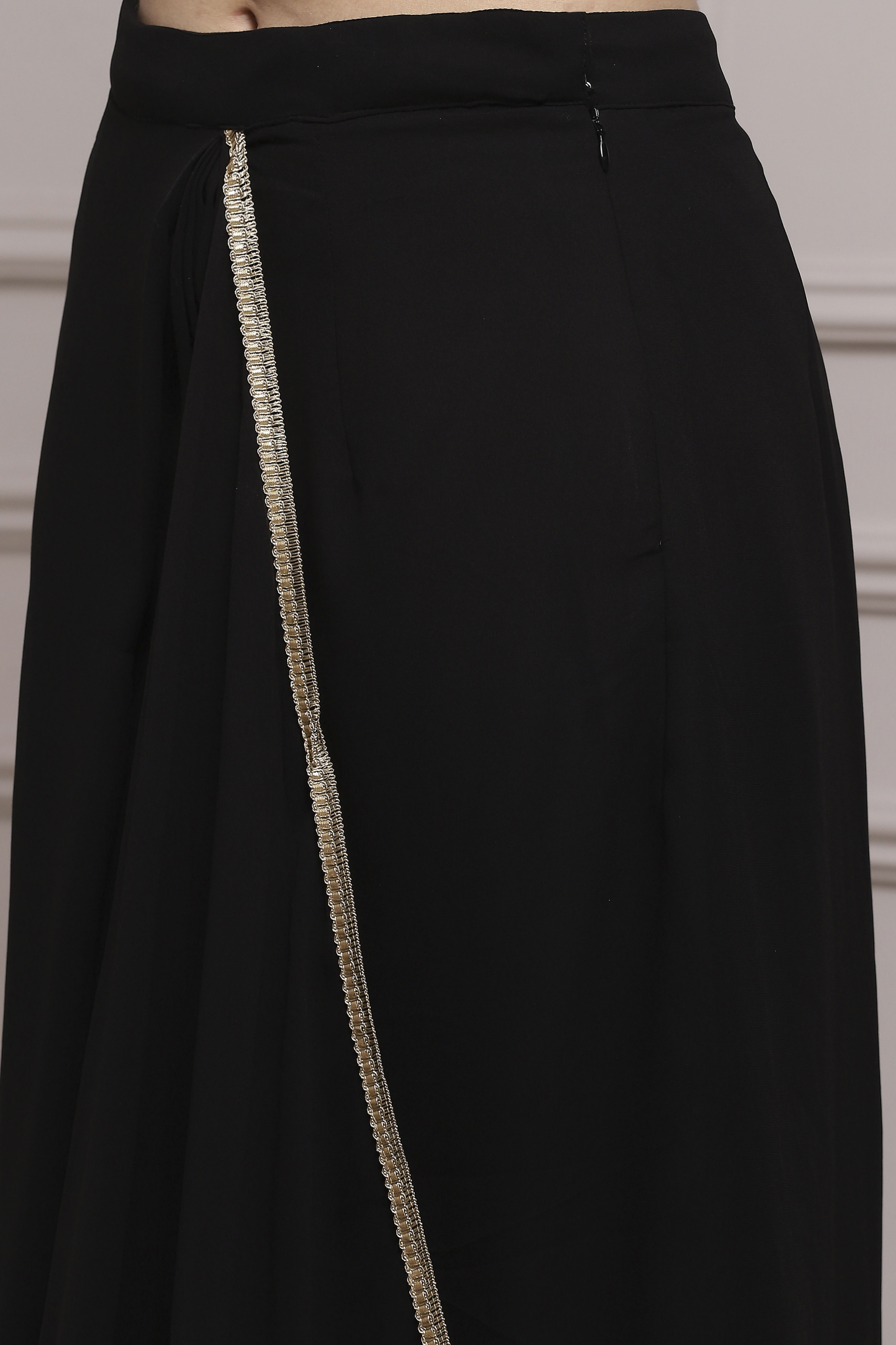 Black Art Silk Pre-draped Saree image number 2