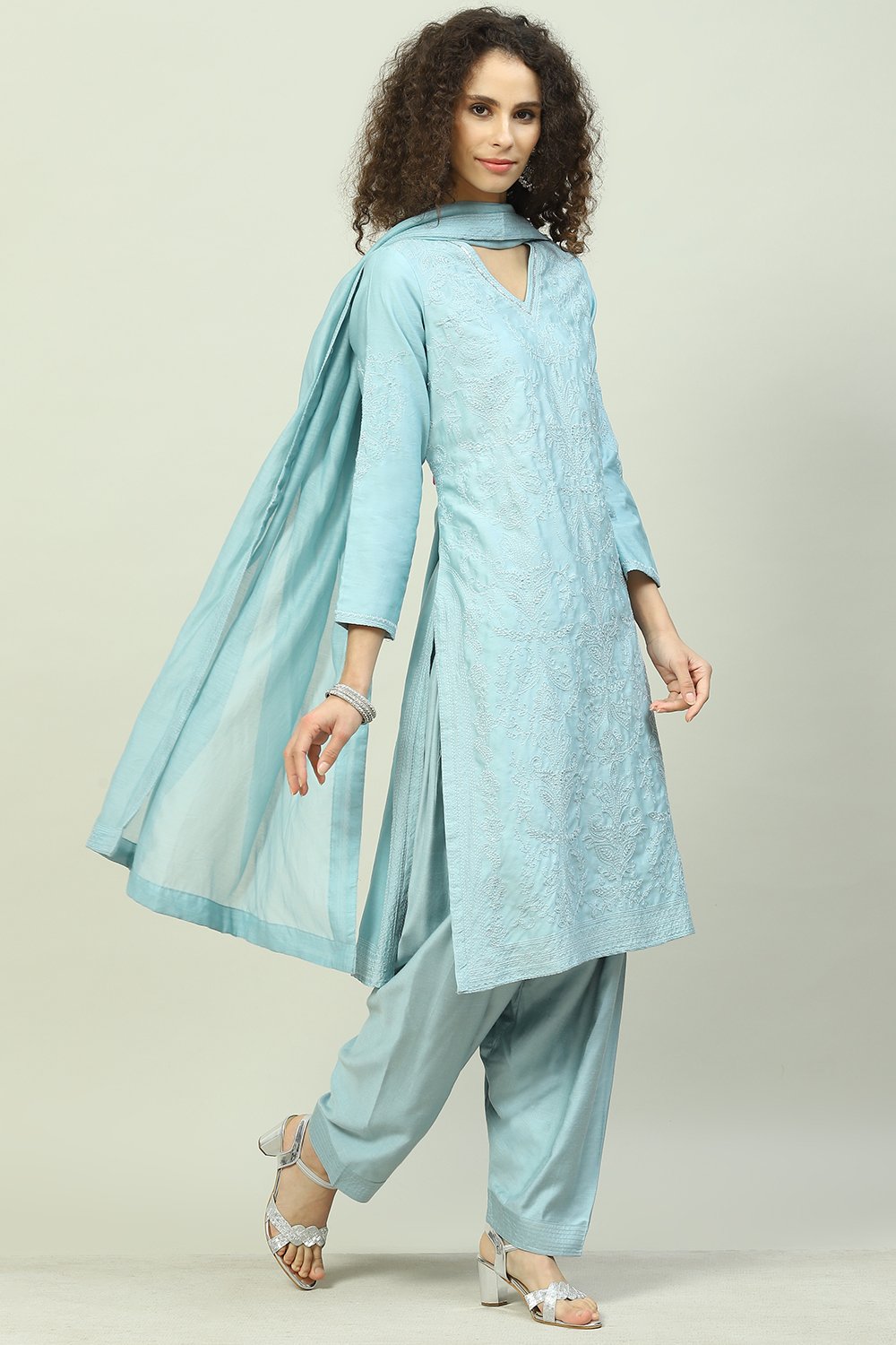 Powder Blue Cotton Blend Straight Kurta Salwar Pant Suit Set image number 5