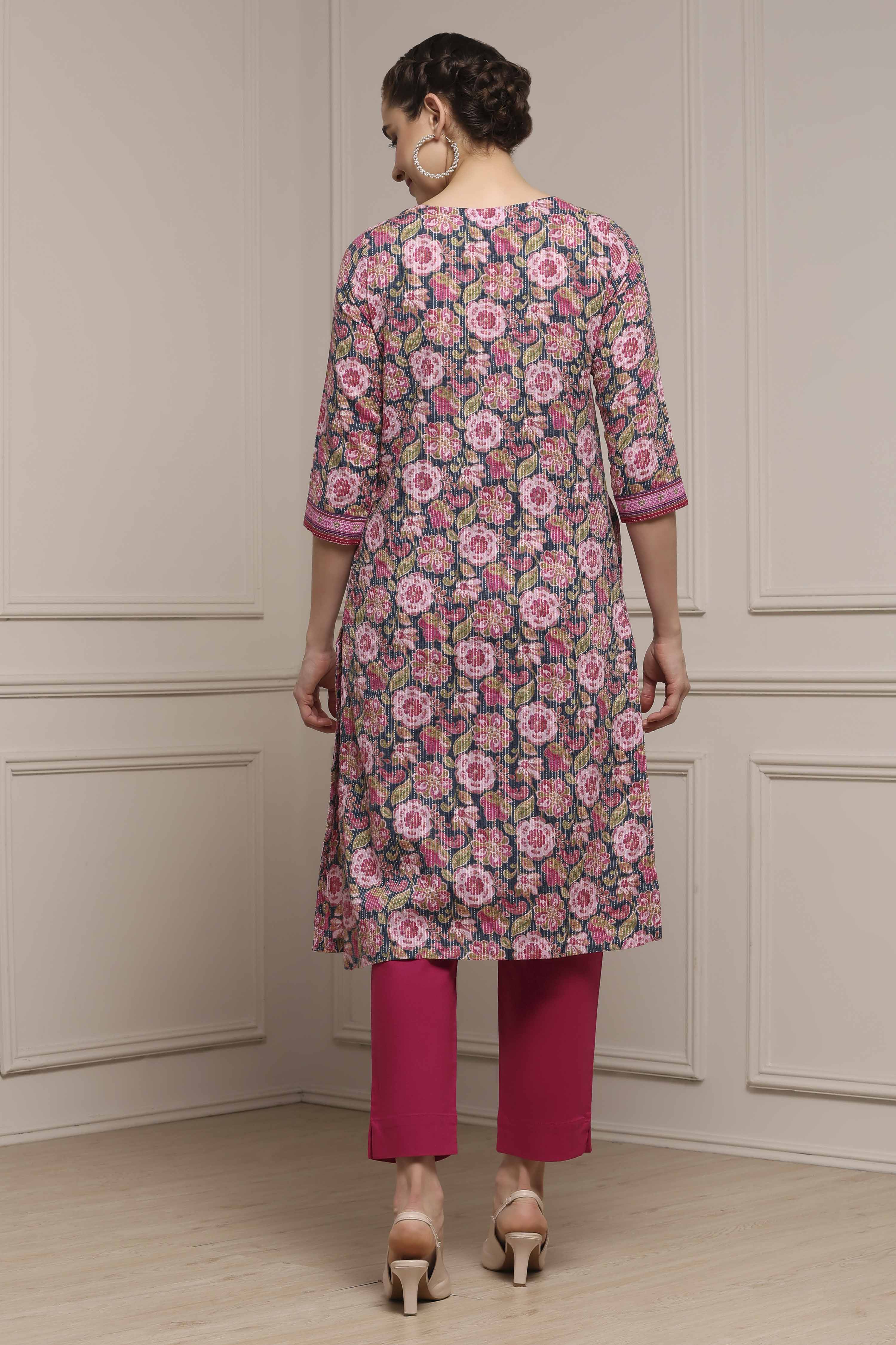 Pink Cotton Floral Printed Straight Kurta image number 3