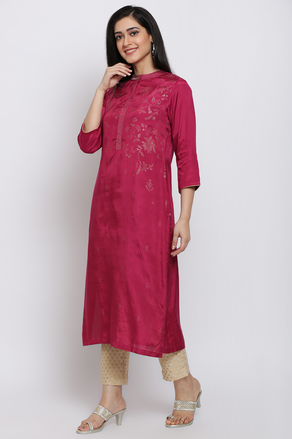 Magenta Viscose Straight Printed Kurta image number 2