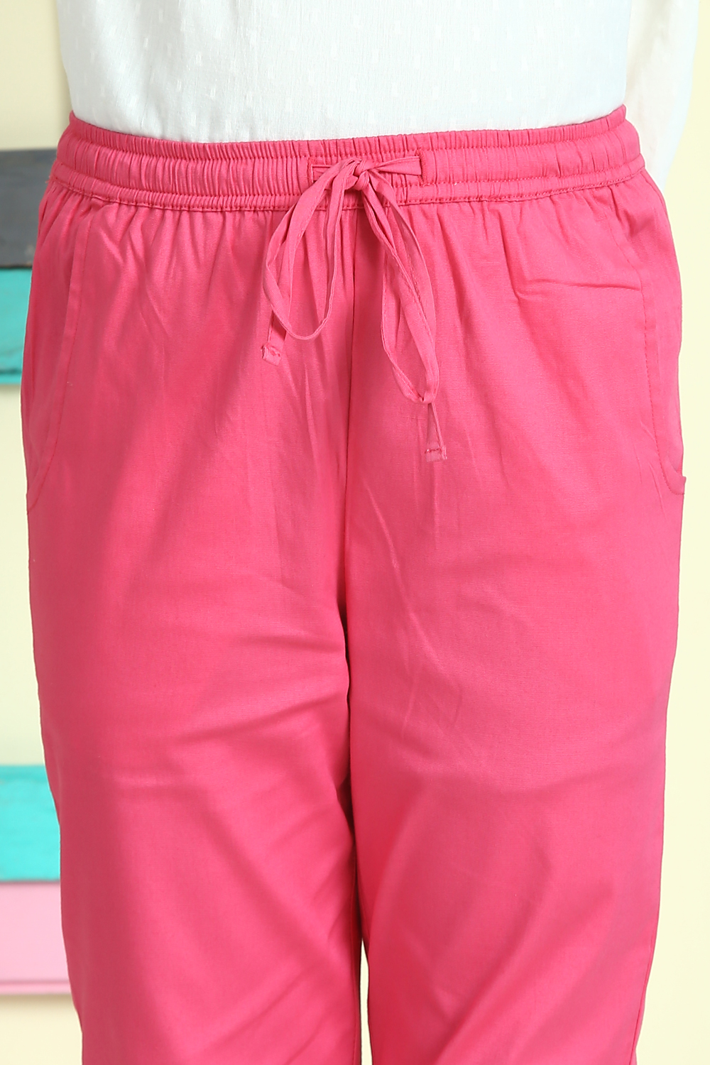 Pink Cotton Lycra Capris image number 1