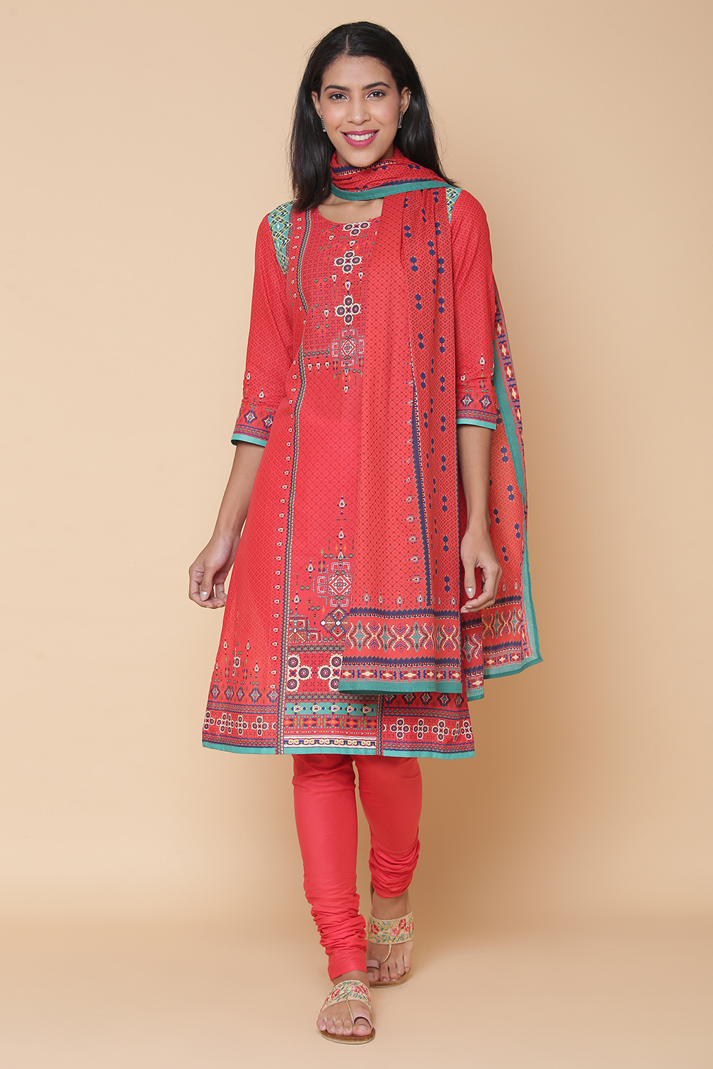 Red Cotton Straight Kurta Churidar Suit Set image number 5