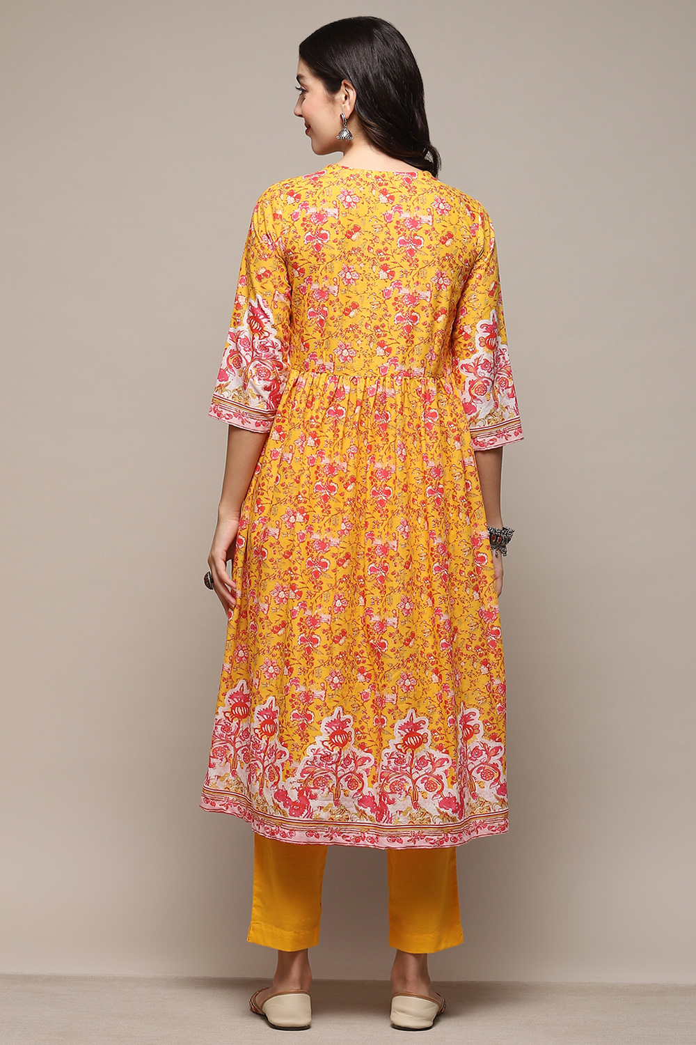 Green & Turquoise Cambric Flared Kurta Pant Suit Set image number 4