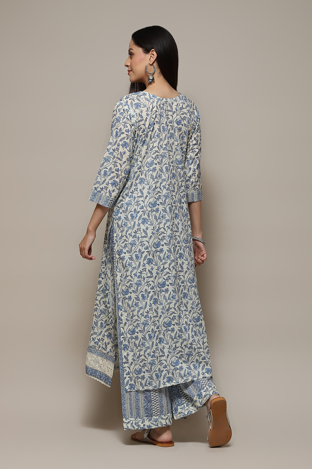 Blue Cotton Printed Unstitched Suit Set image number 5