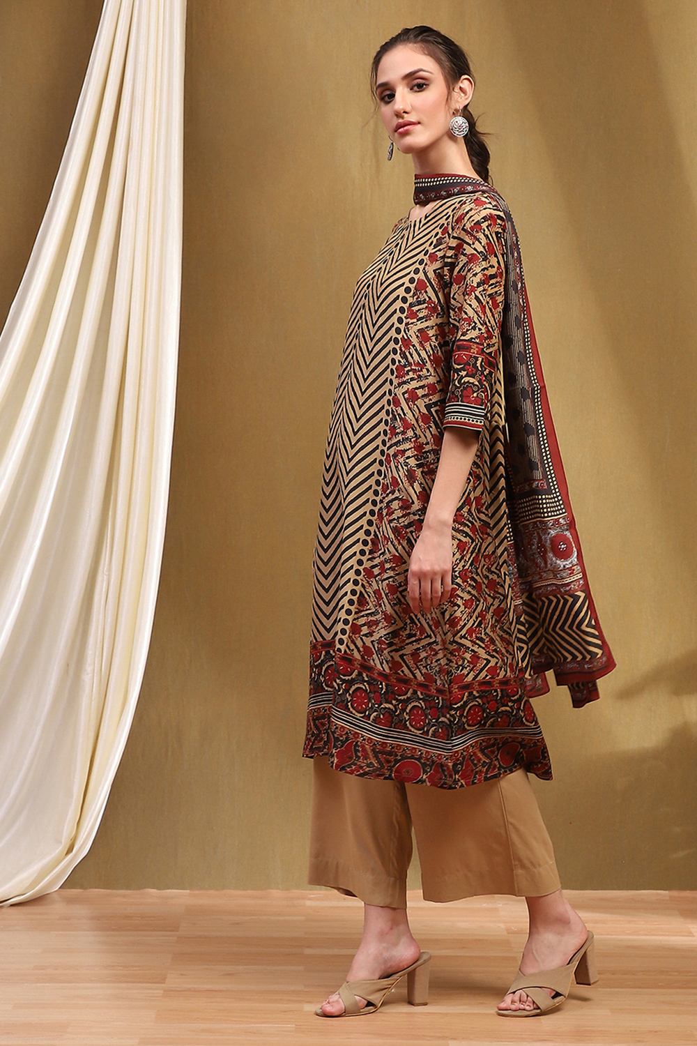 Blue Modal Geometric Printed Straight Suit Set image number 2