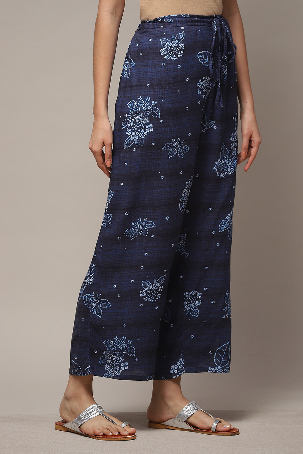 Indigo LIVA Straight Pants image number 4