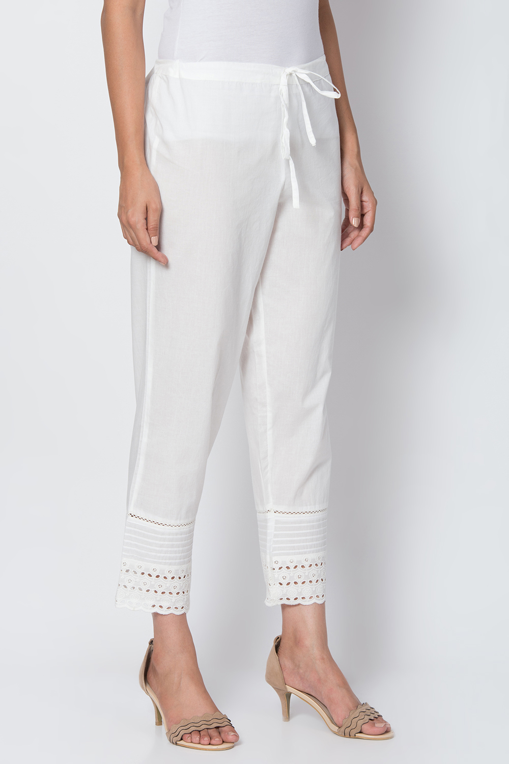 Red Cotton Solid Pant image number 2
