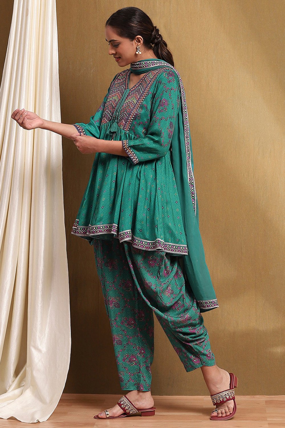 Fuchsia Viscose Floral Printed Peplum Suit Set image number 3