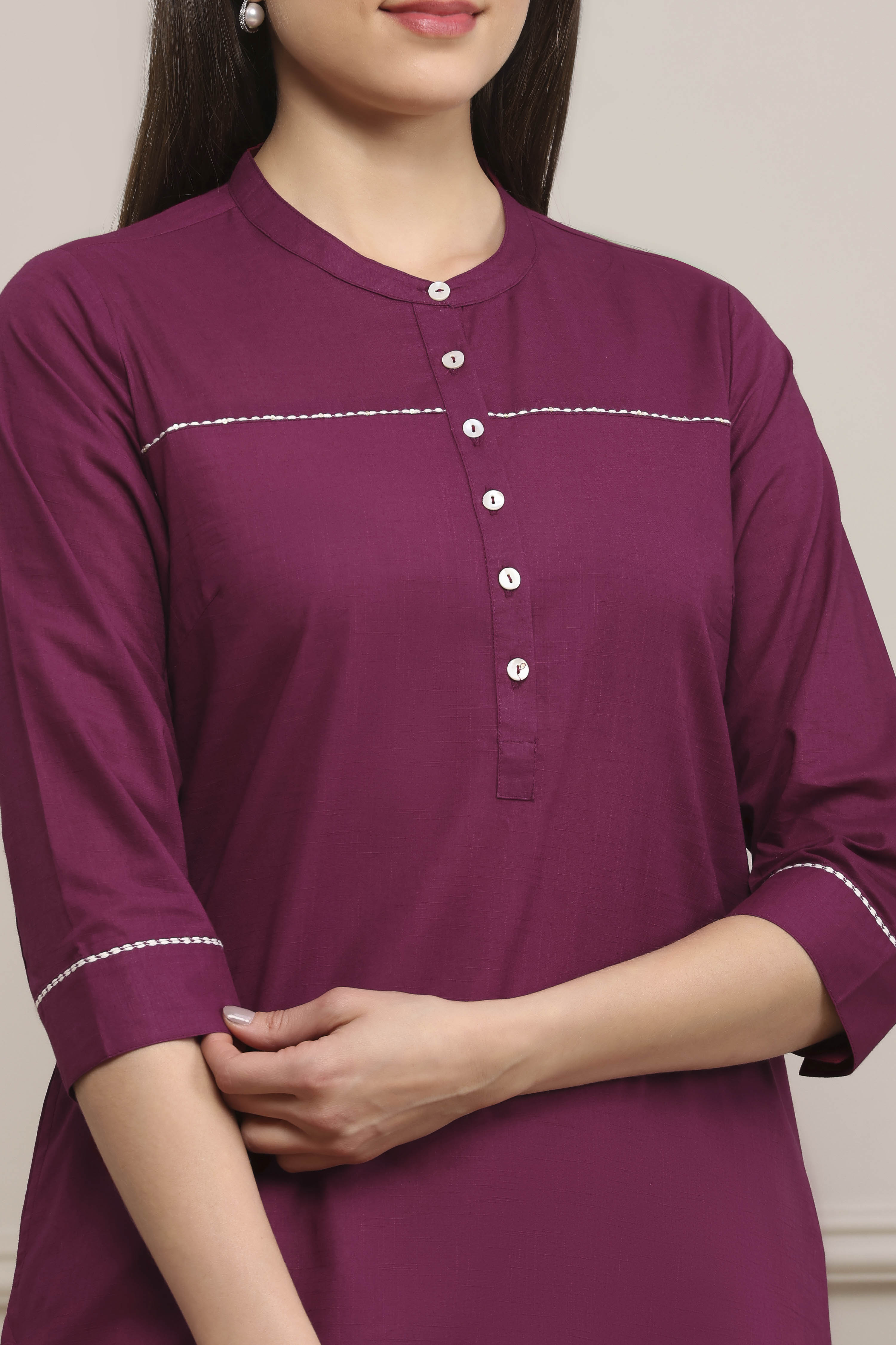Wine Cotton Solid Straight Kurta image number 1