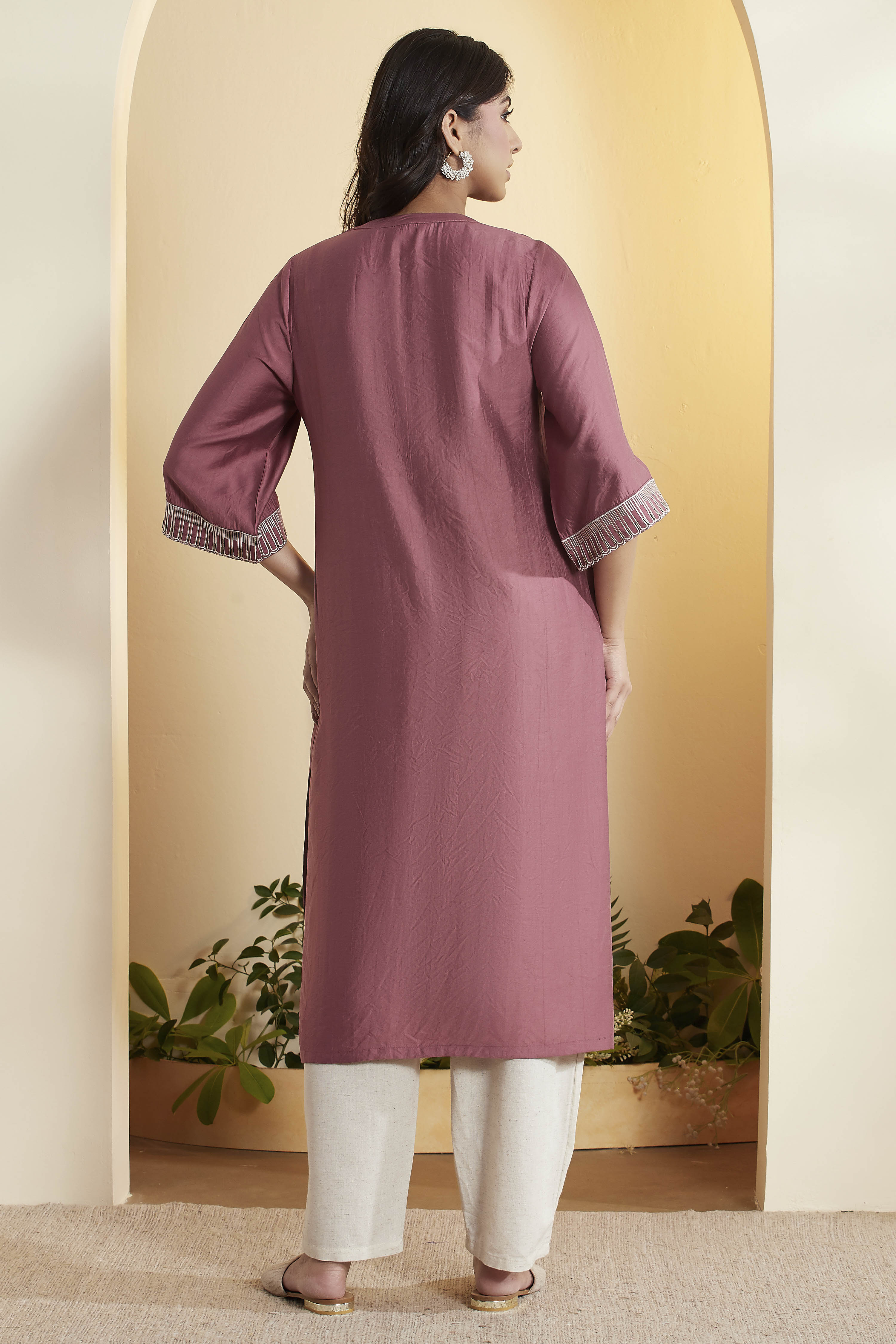 Black Viscose Silk Straight Kurta image number 4