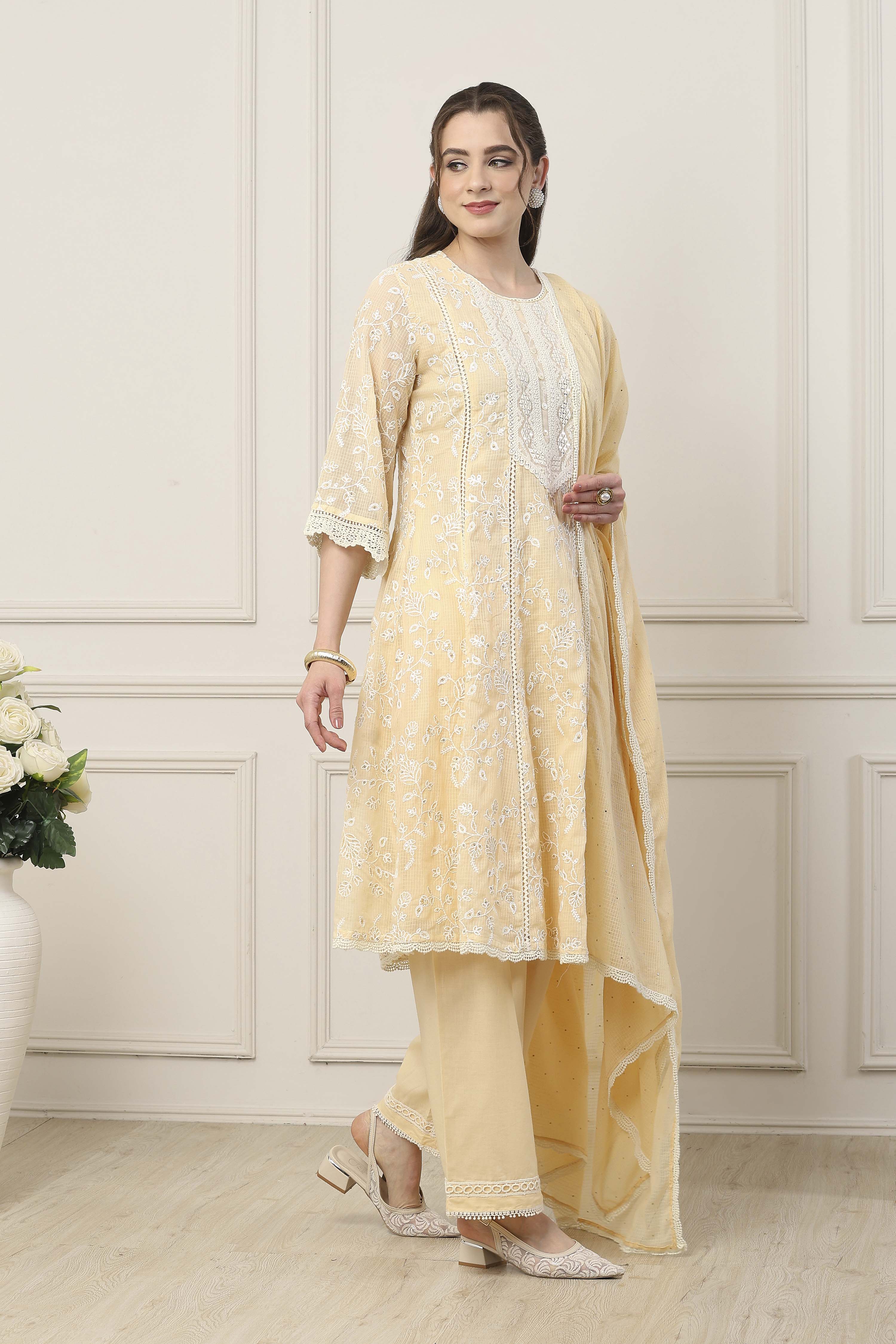 Beige Cotton Kalidar Suit Set image number 5