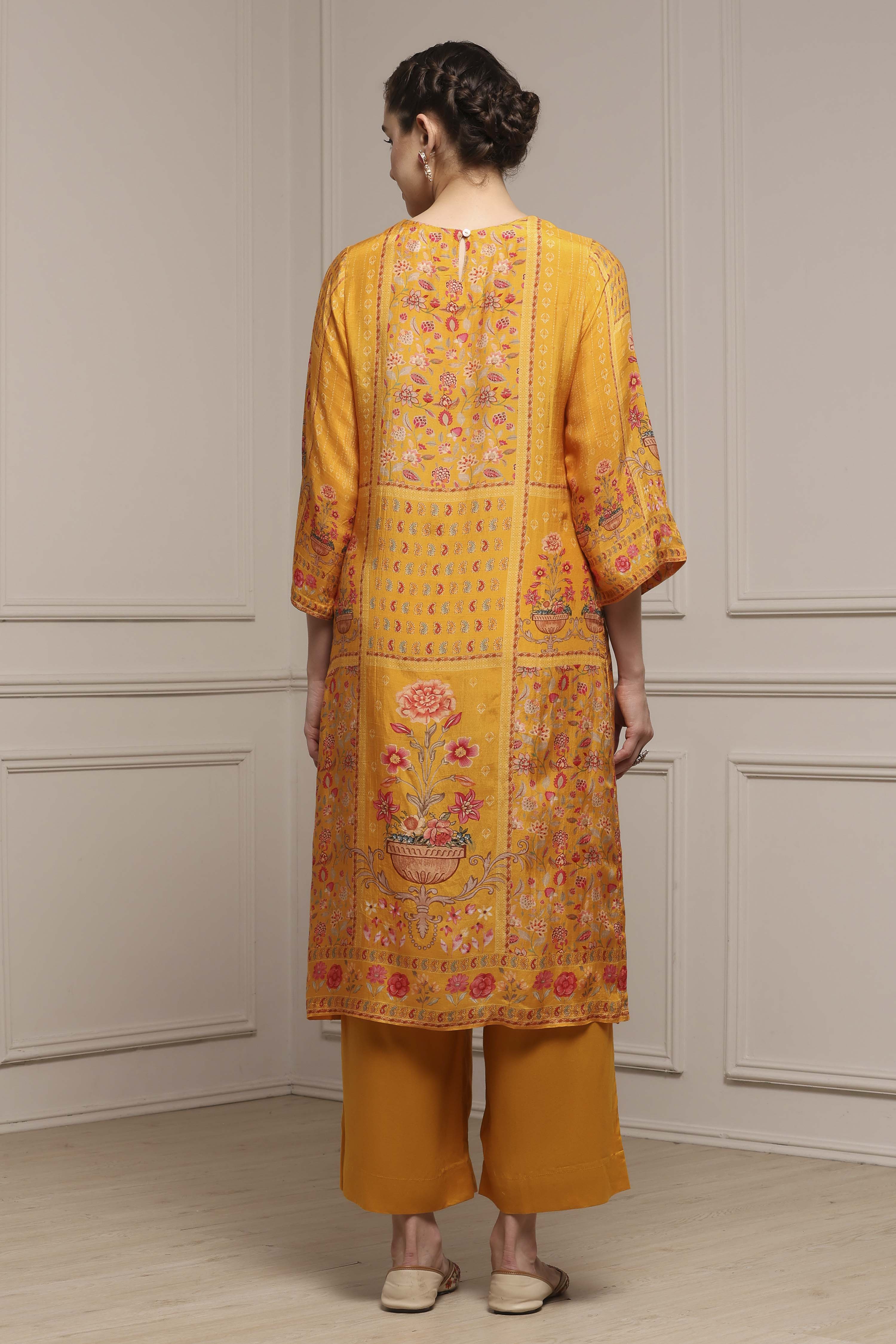 Pink Printed Straight Suit Set image number 4