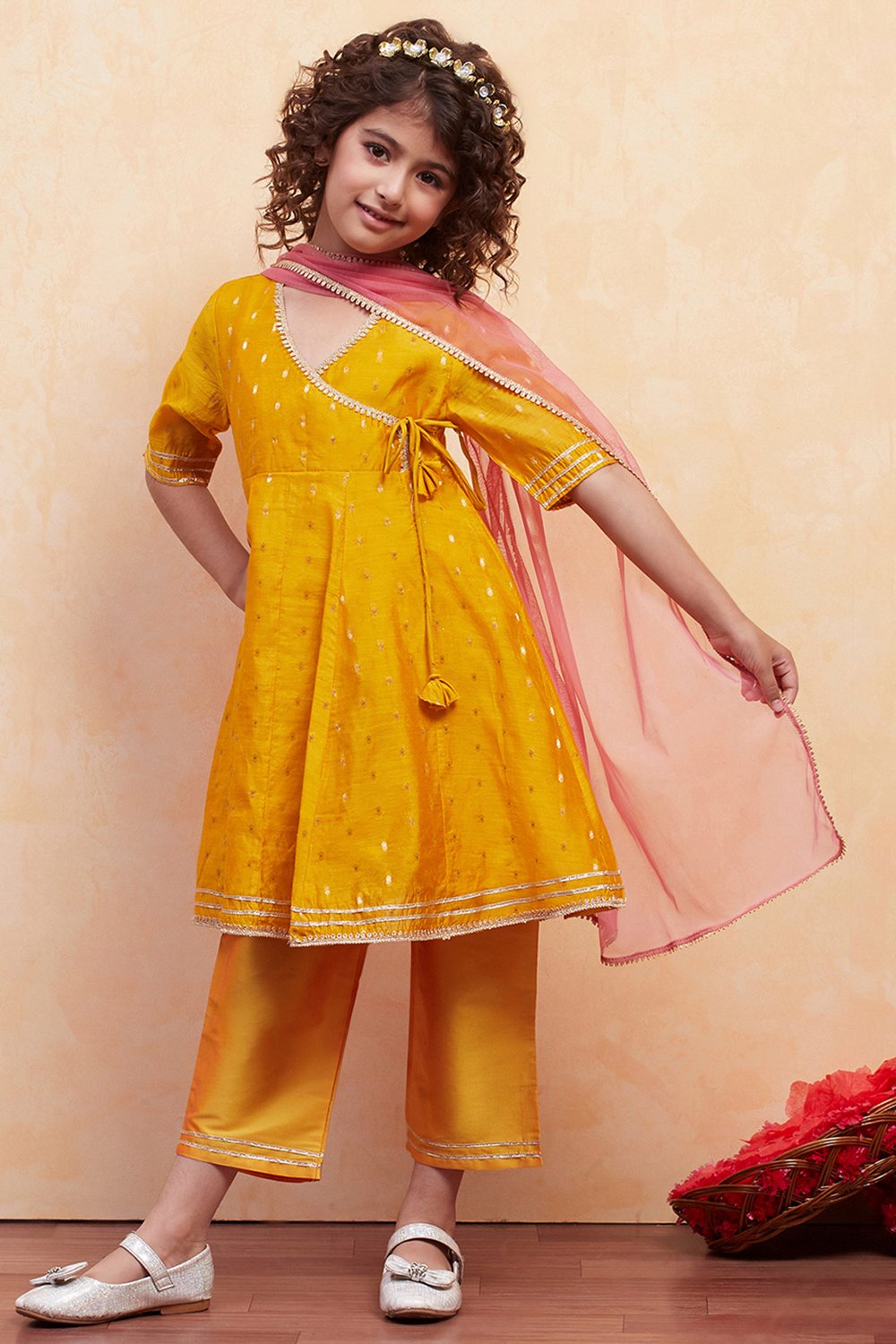 White Polyester Anarkali Suit Set image number 6
