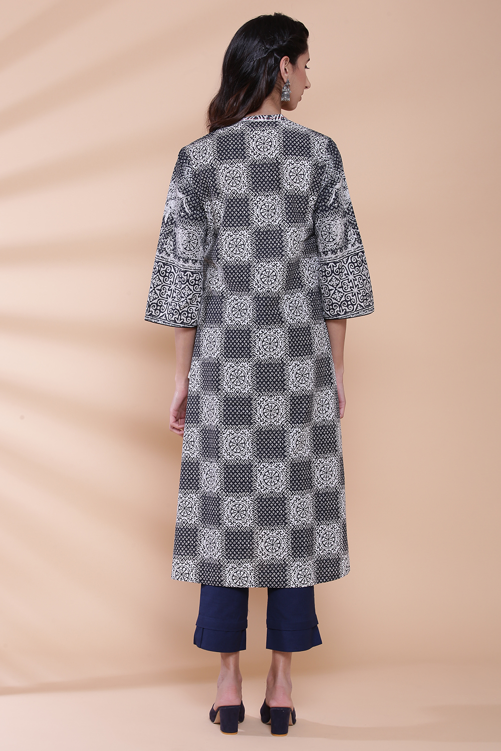 Black Cotton A-line Printed Kurta image number 5