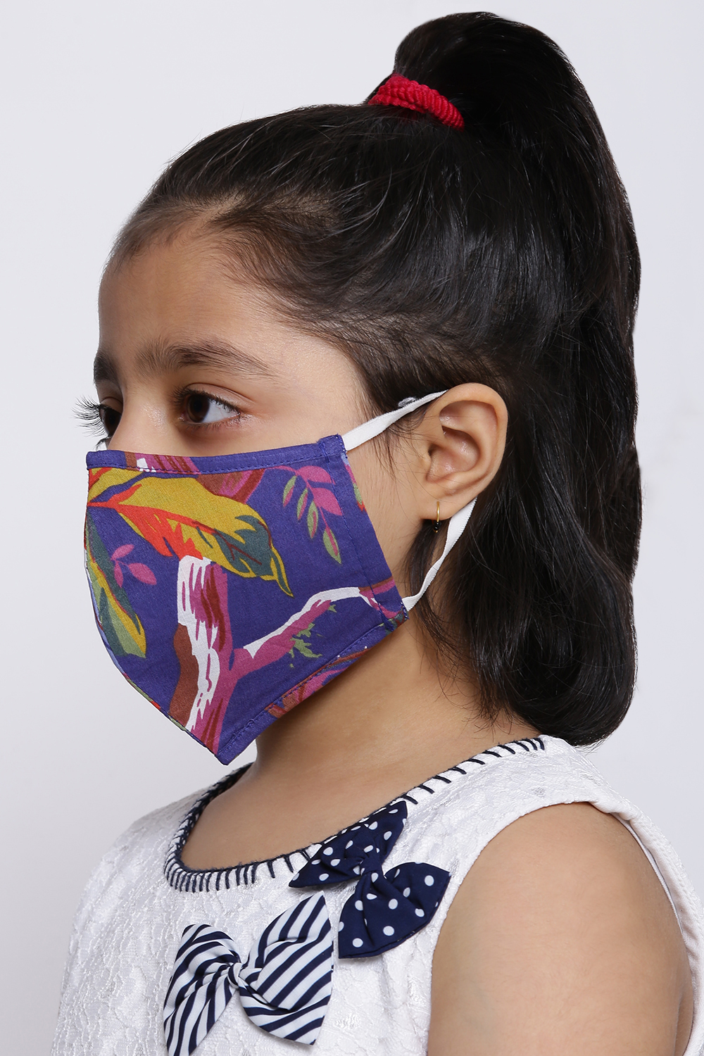Blue Cotton Kids Printed Face Mask image number 2