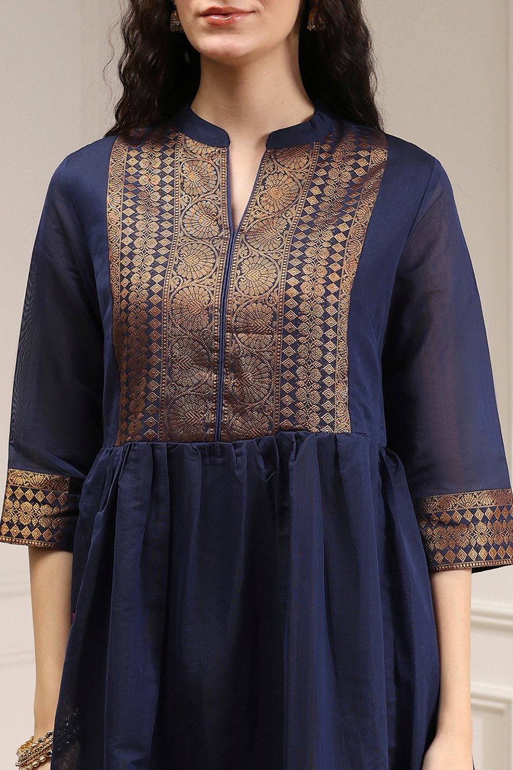 Green Yarn-Dyed Flared Kurta image number 1