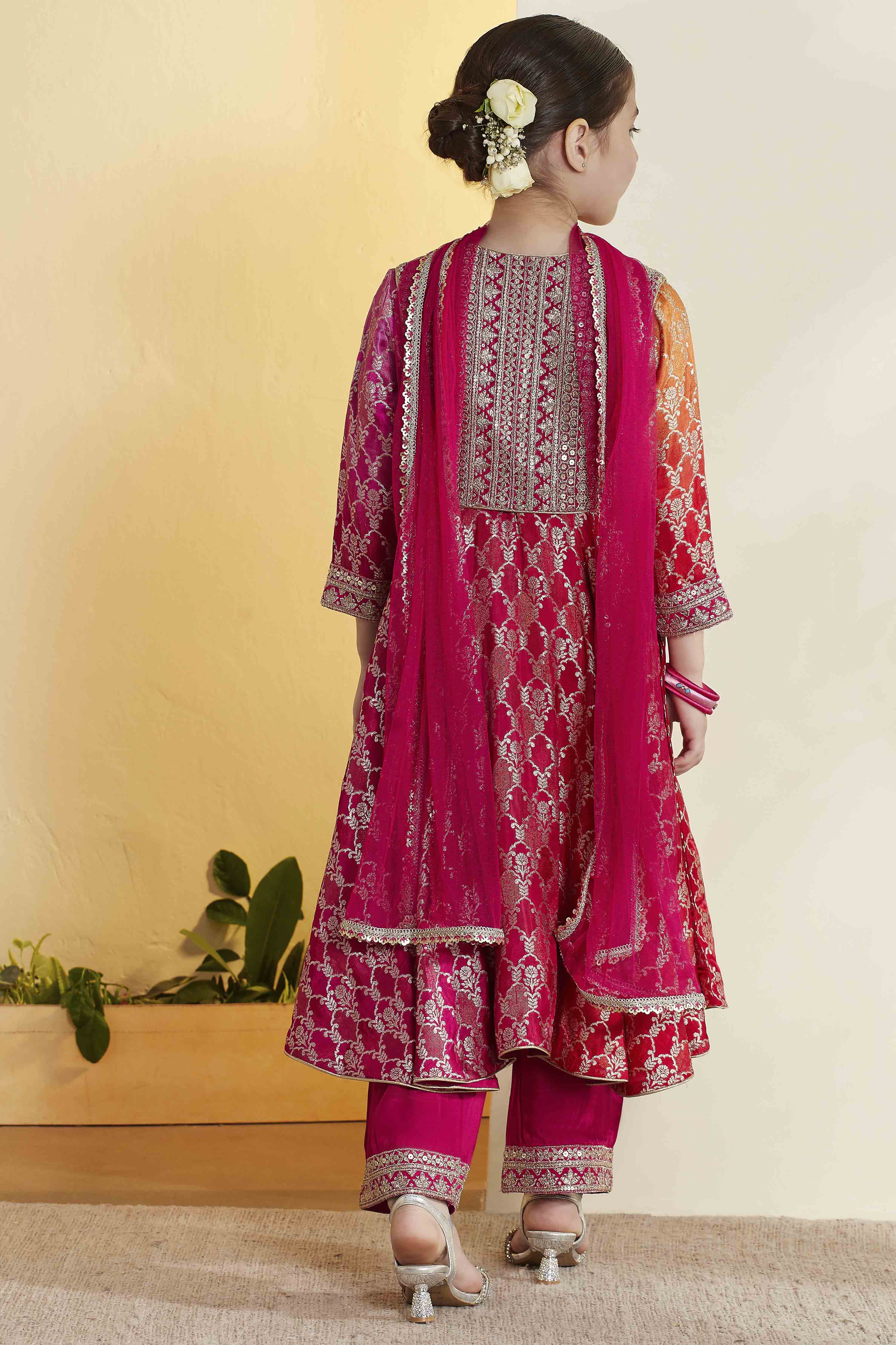 Pink Viscose Rayon Anarkali Suit Set image number 5