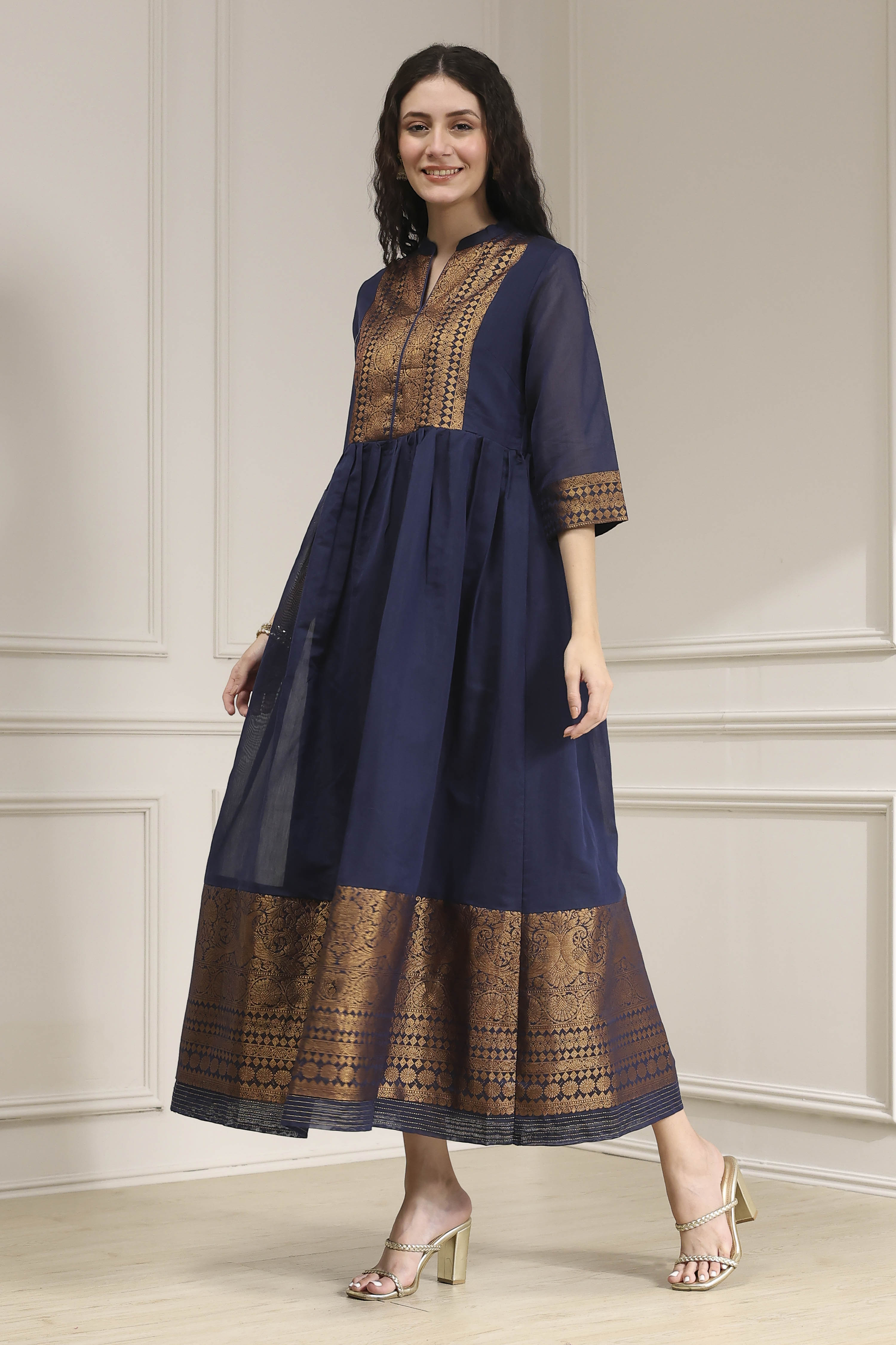 Fuchsia Yarn-Dyed Flared Kurta image number 2